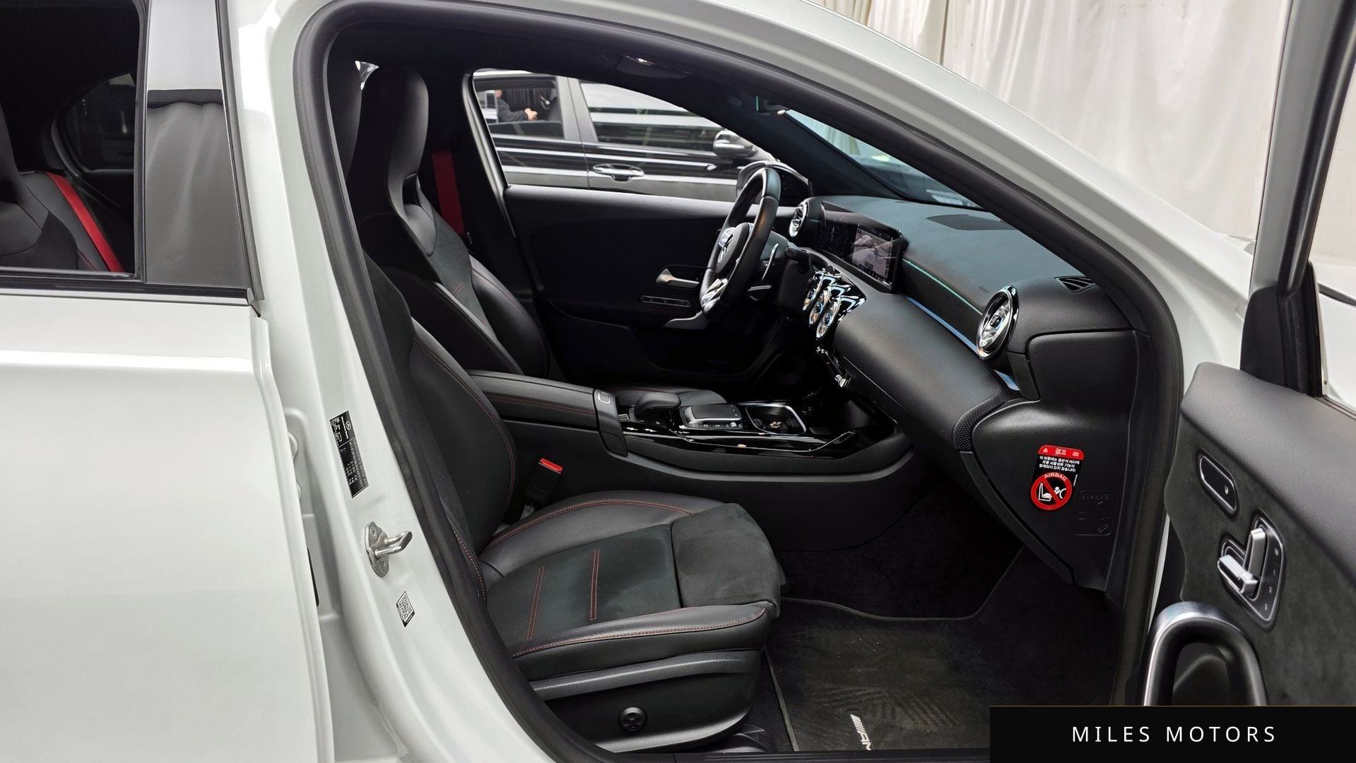 Mercedes-Benz A-Class W177 2022 — миниатюра 11