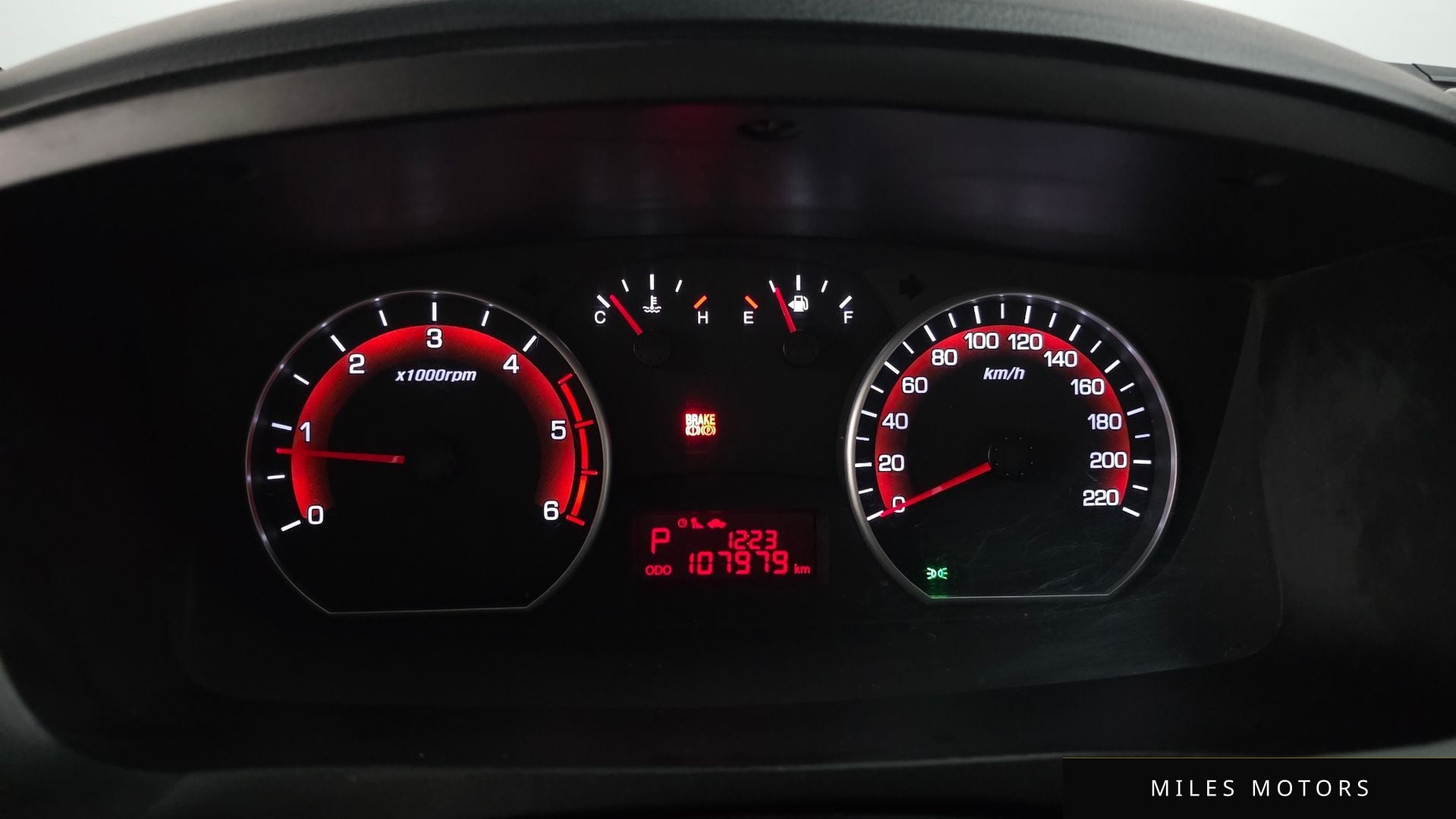 KG Mobility KORANDO 2015 — миниатюра 8