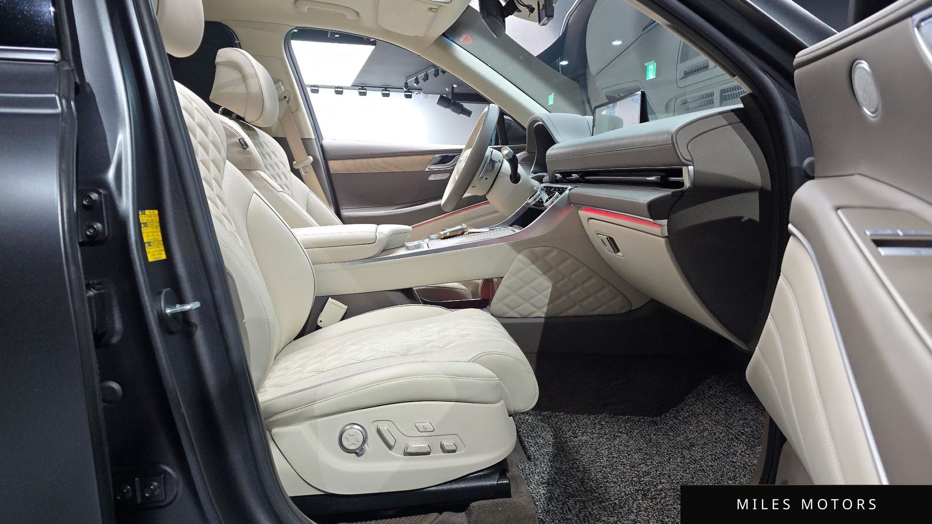 Genesis GV80 2022 — миниатюра 11