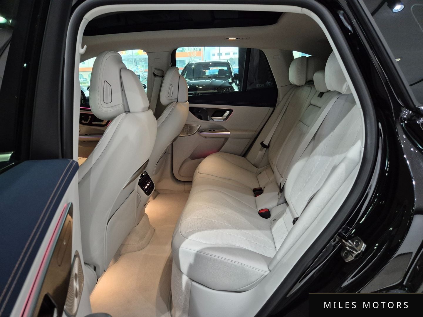 Mercedes-Benz EQE SUV X294 2025 — миниатюра 11