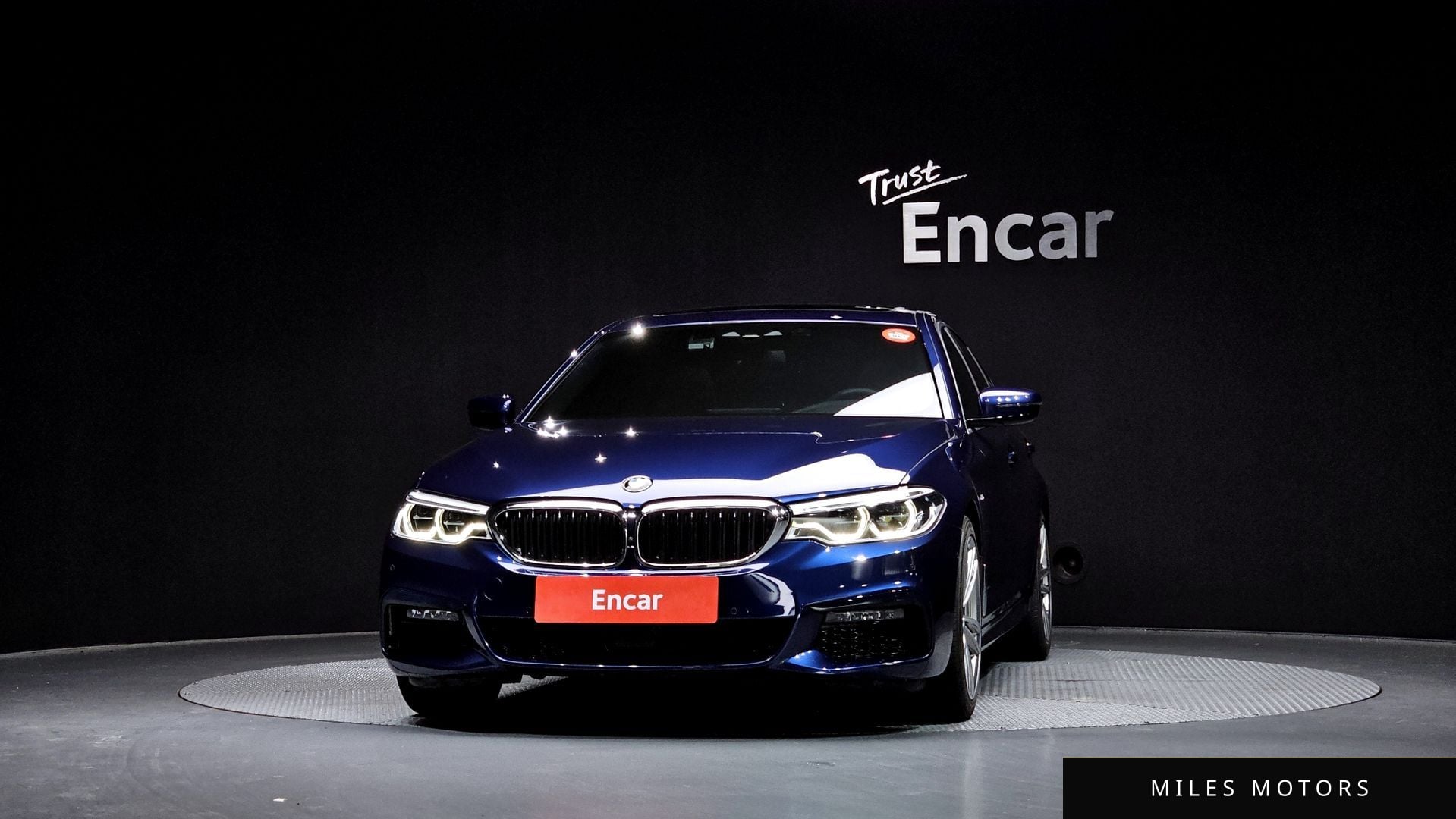 BMW 5 Series (G30) 2020 — миниатюра 3