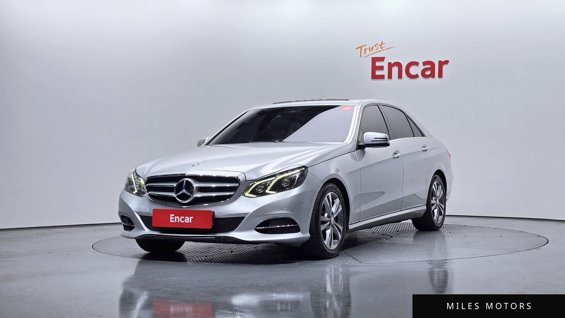Mercedes-Benz E-Class W212 2014 — фото 1 из 12