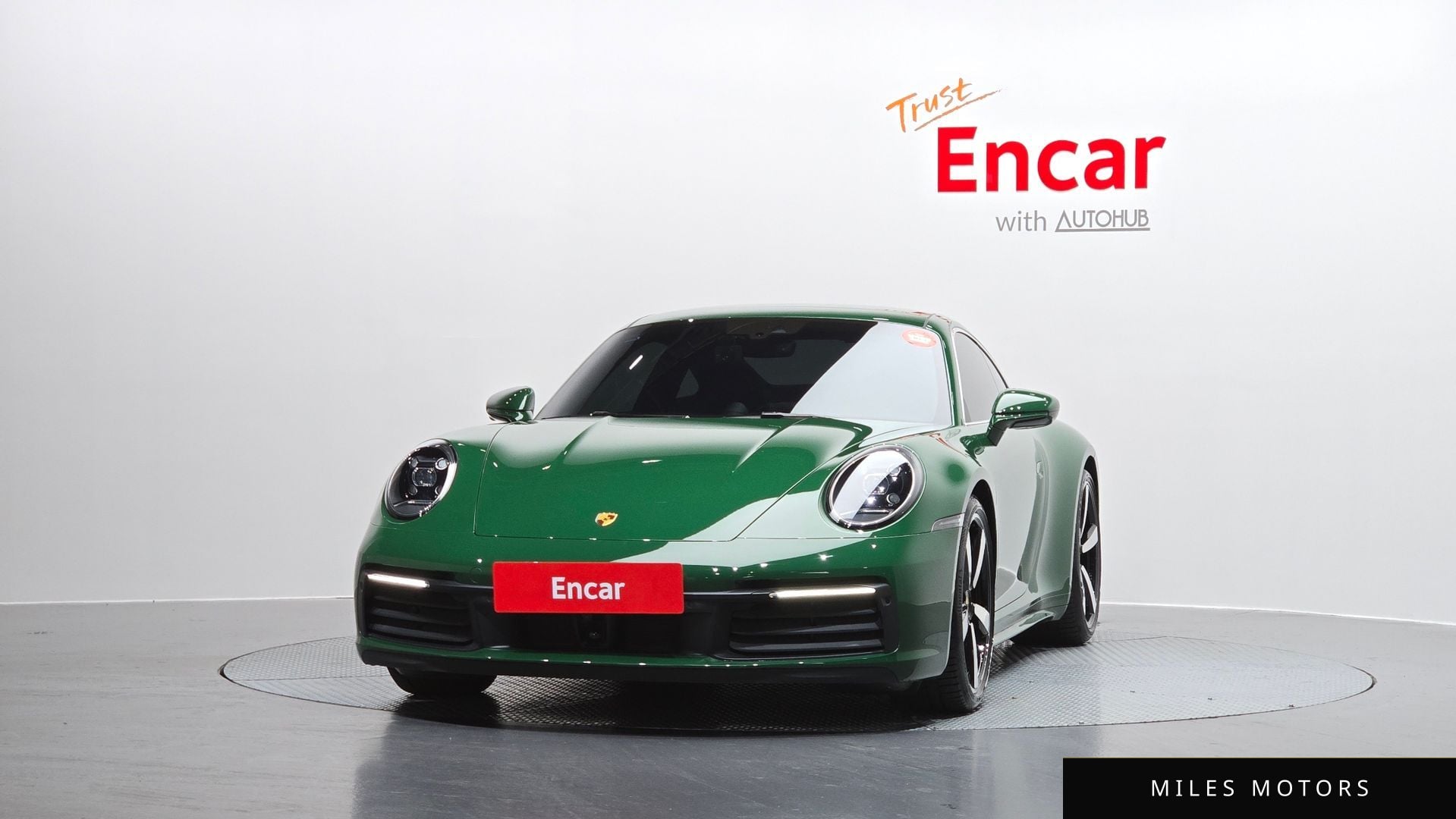Porsche 911 (992) 2024 — миниатюра 3