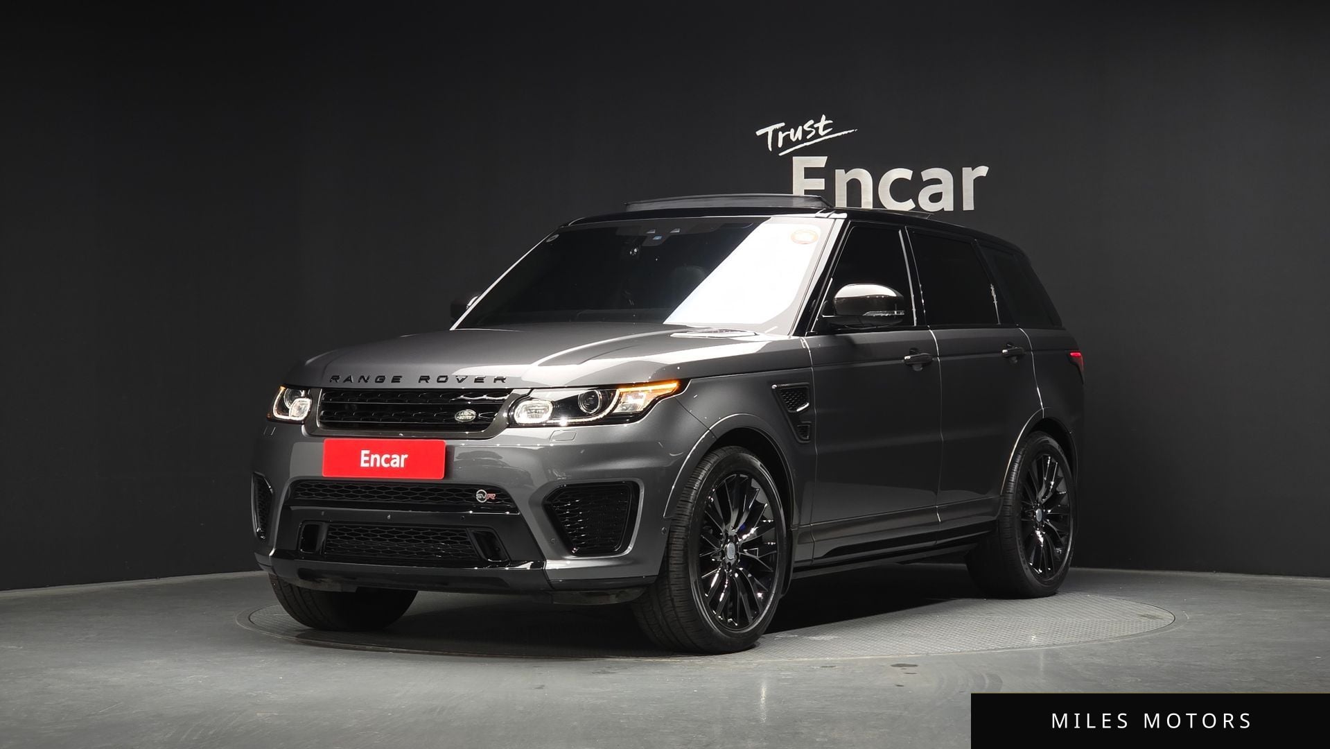 Land Rover Range Rover Sport 2017 — фото 1 из 12