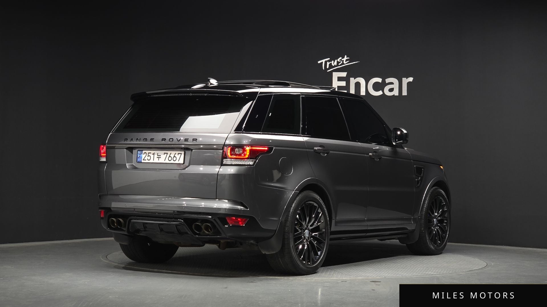 Land Rover Range Rover Sport 2017 — миниатюра 2