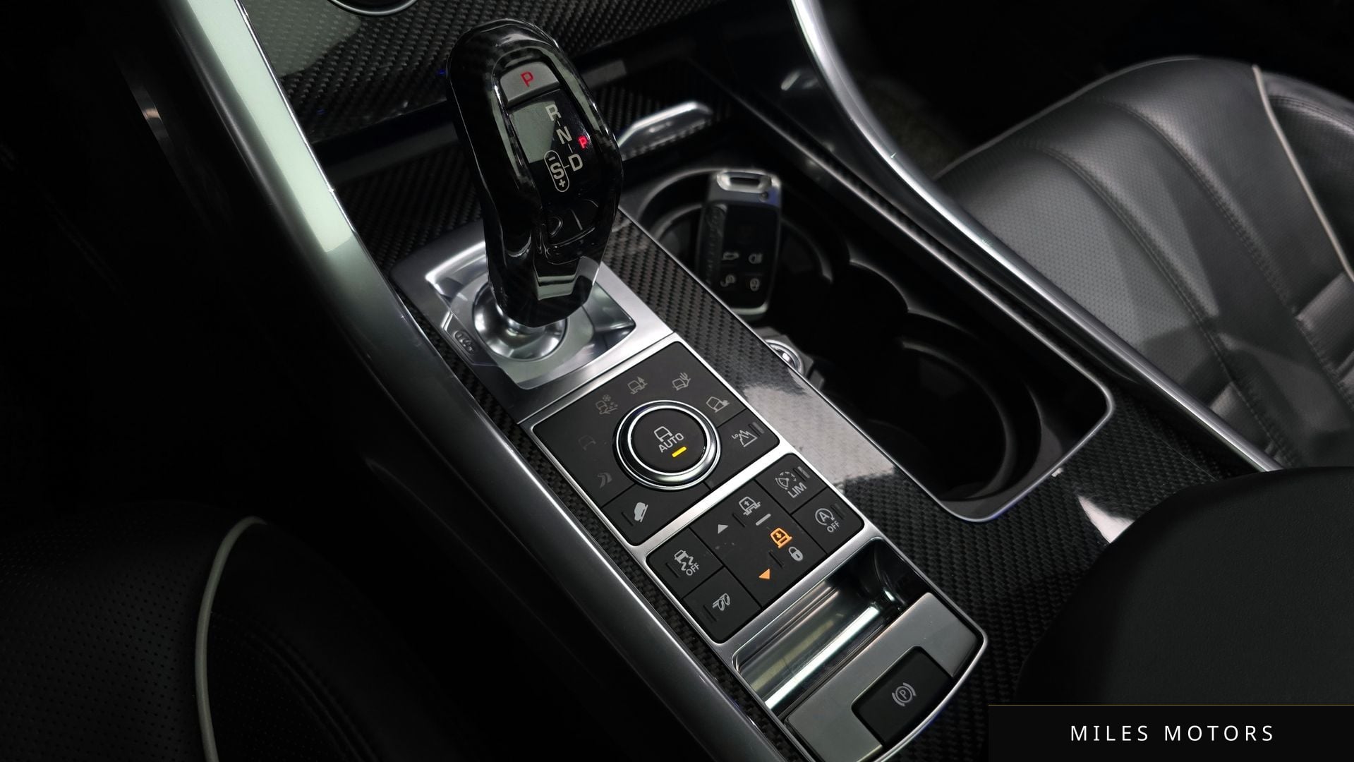 Land Rover Range Rover Sport 2017 — миниатюра 9