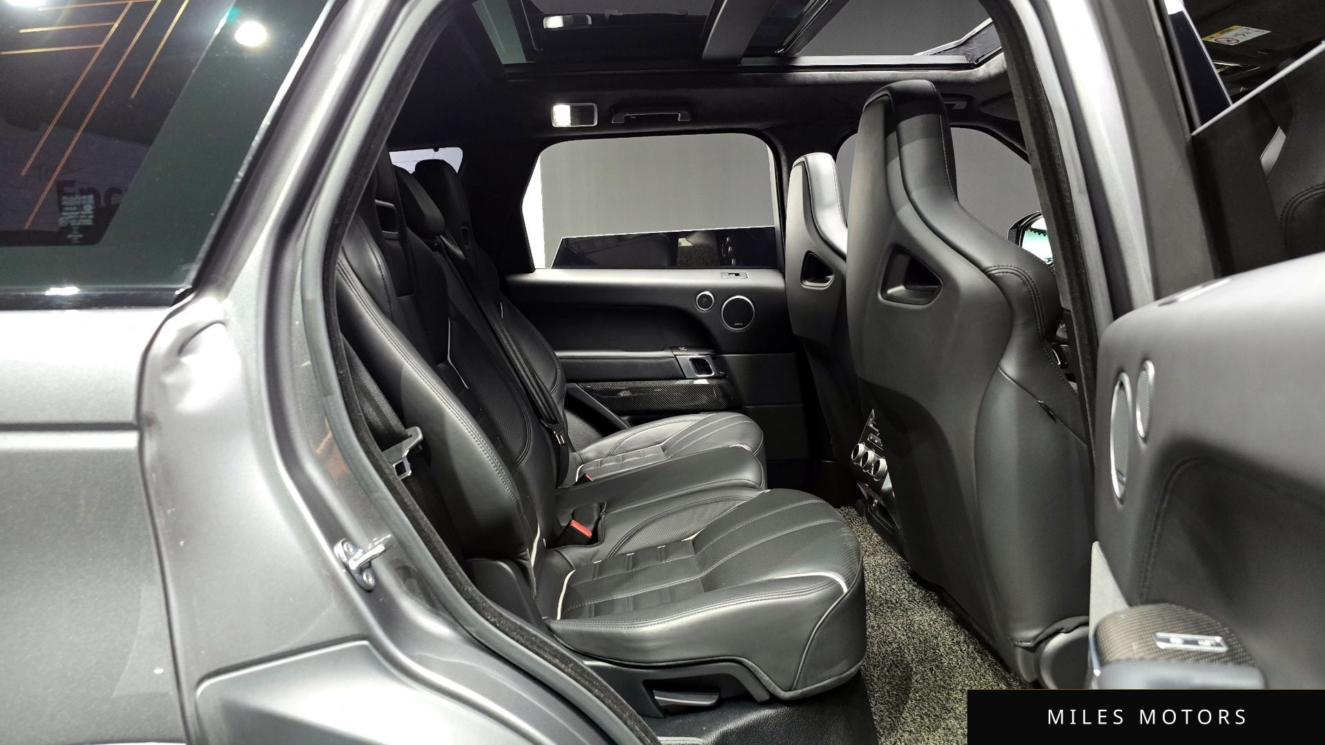 Land Rover Range Rover Sport 2017 — миниатюра 12