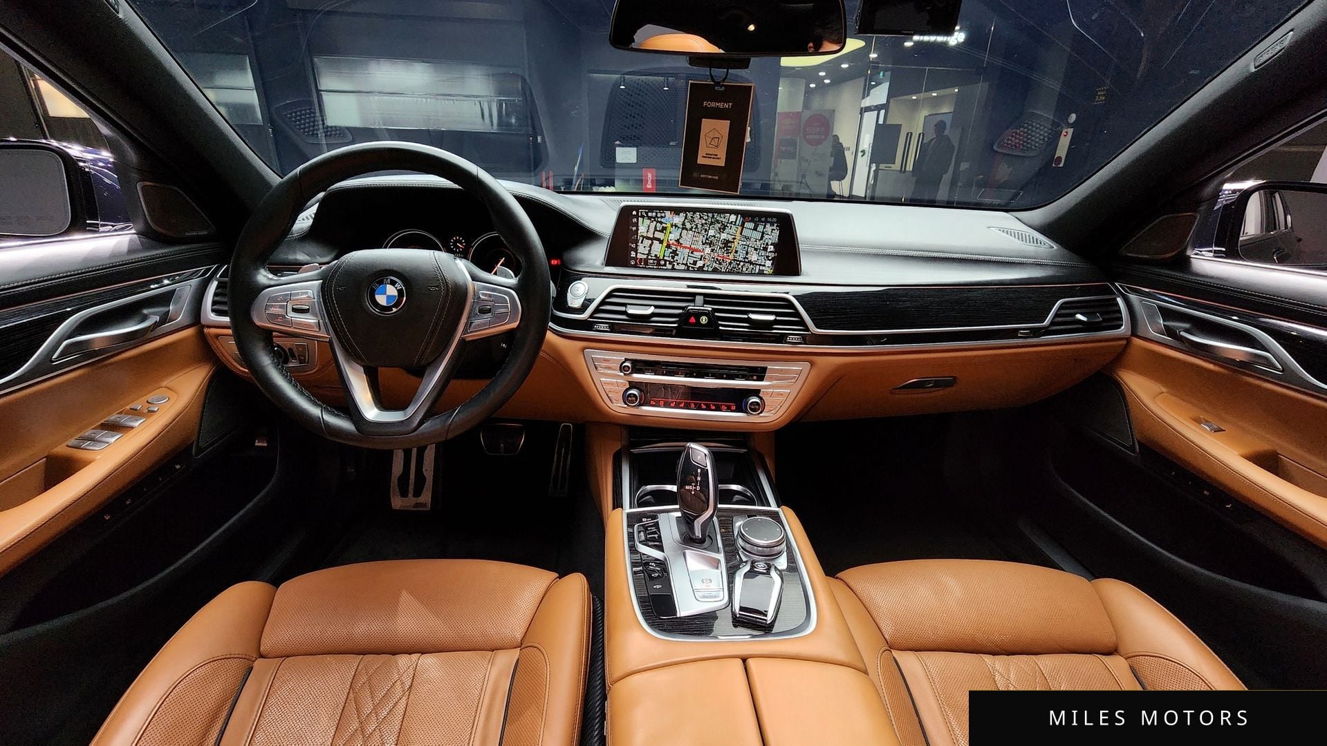 BMW 7 Series (G11) 2018 — миниатюра 7