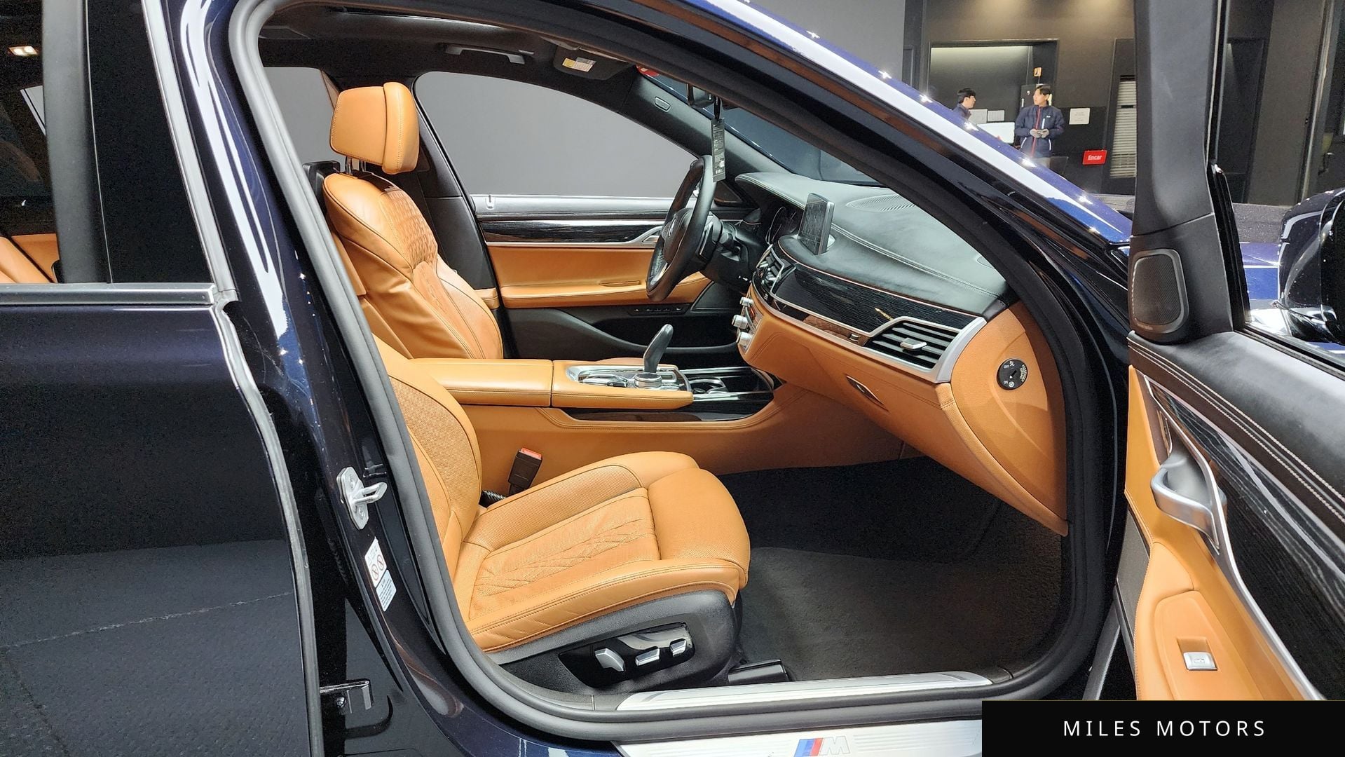 BMW 7 Series (G11) 2018 — миниатюра 10