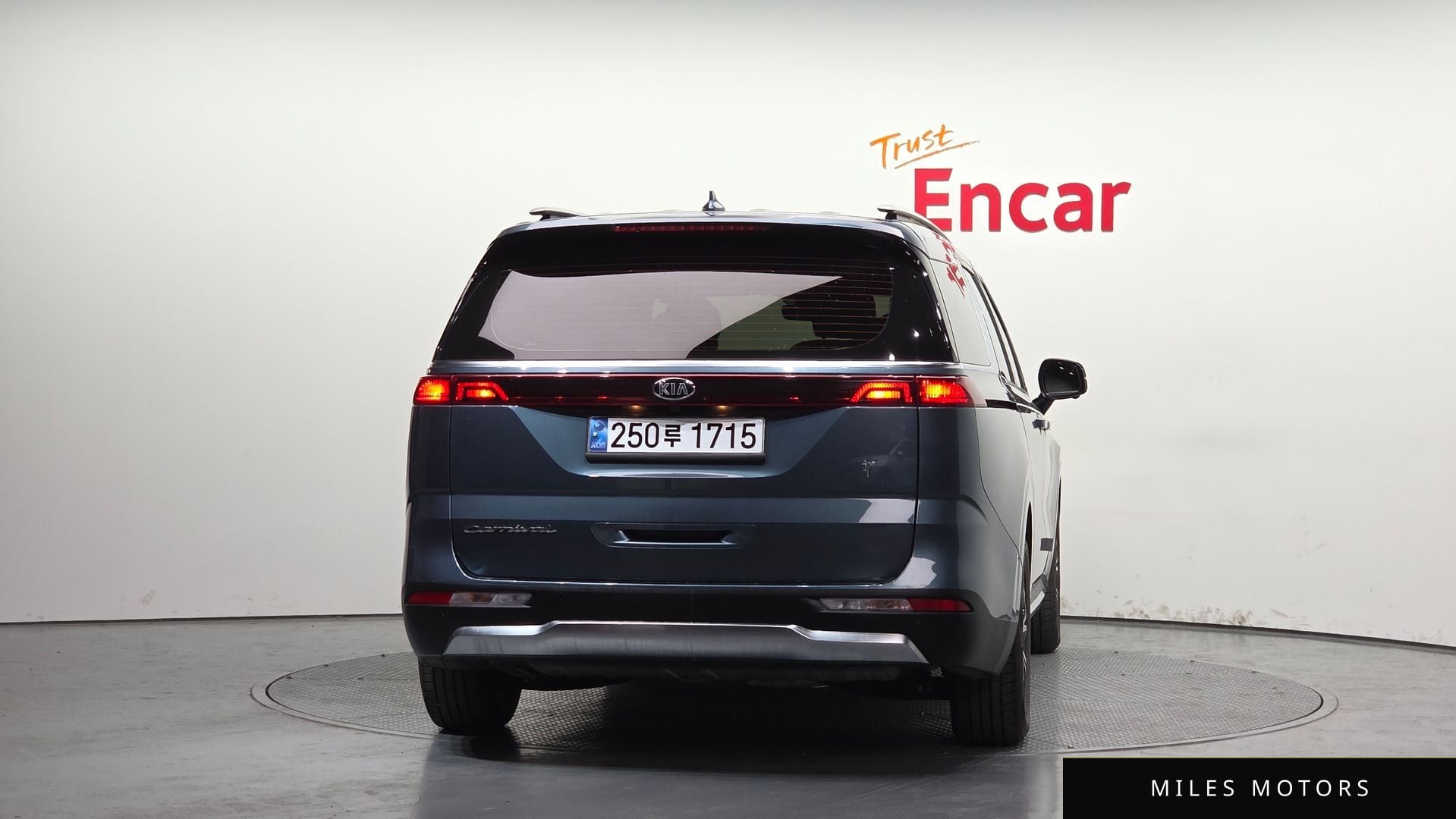 Kia Carnival 2021 — миниатюра 4