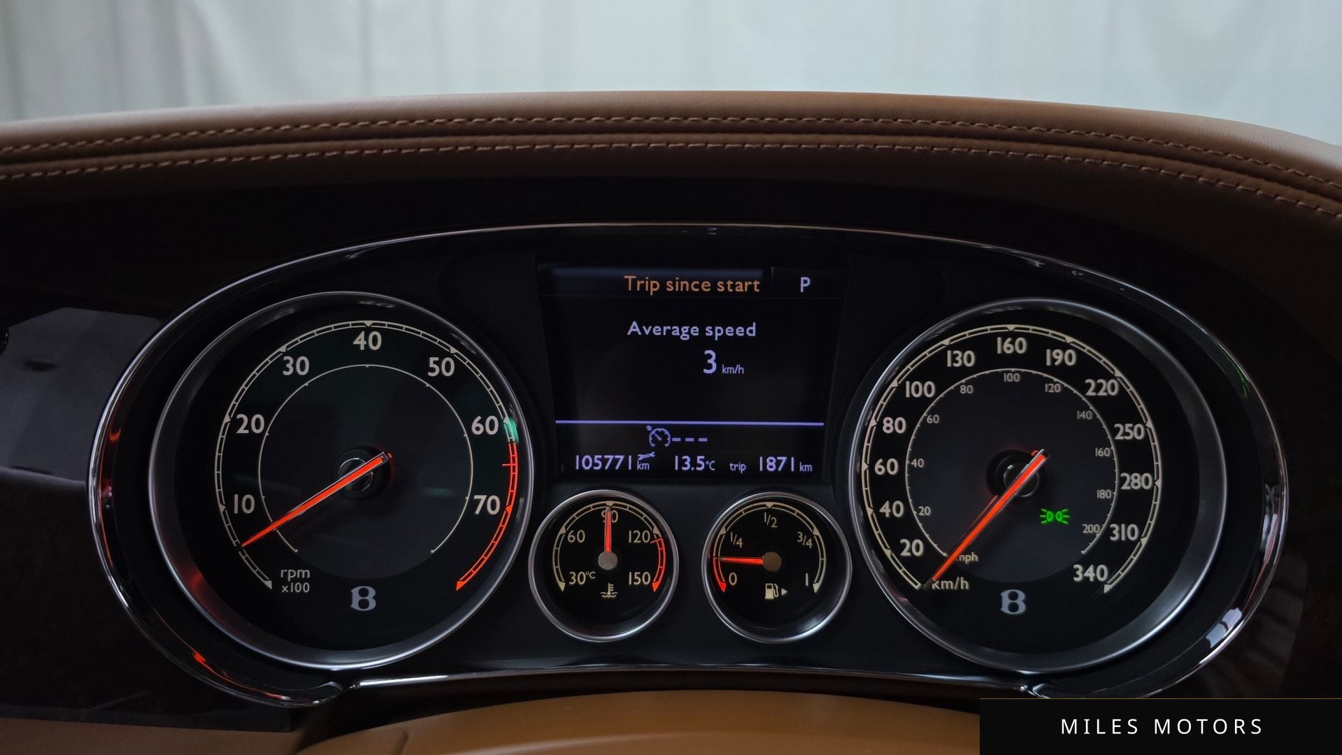 Bentley 컨티넨탈 GT 2012 — миниатюра 8