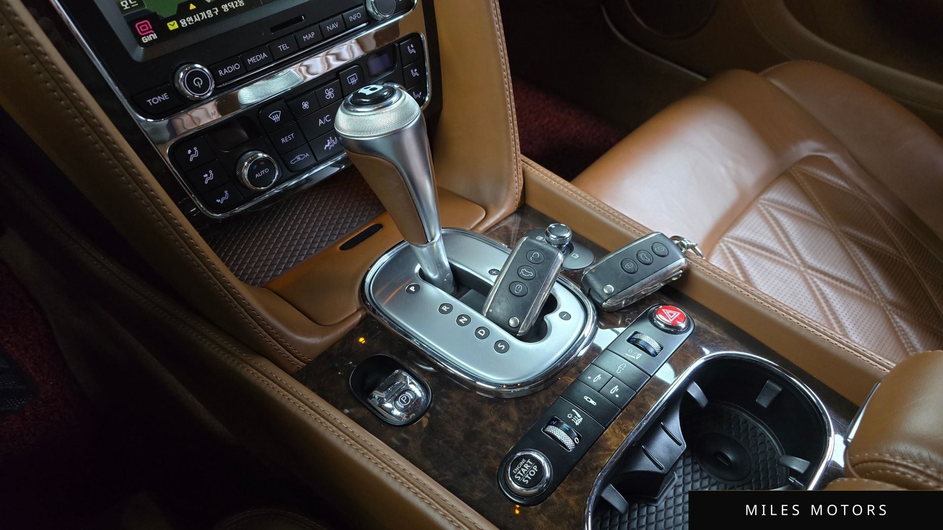 Bentley 컨티넨탈 GT 2012 — миниатюра 9