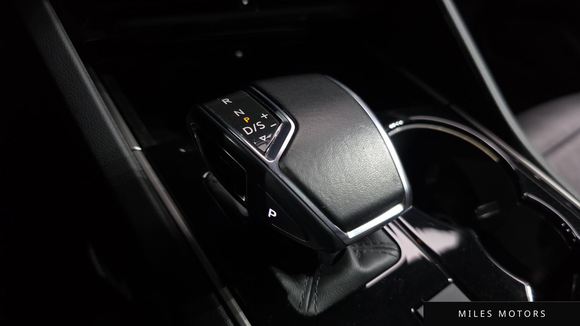 Volkswagen Touareg 2020 — миниатюра 9