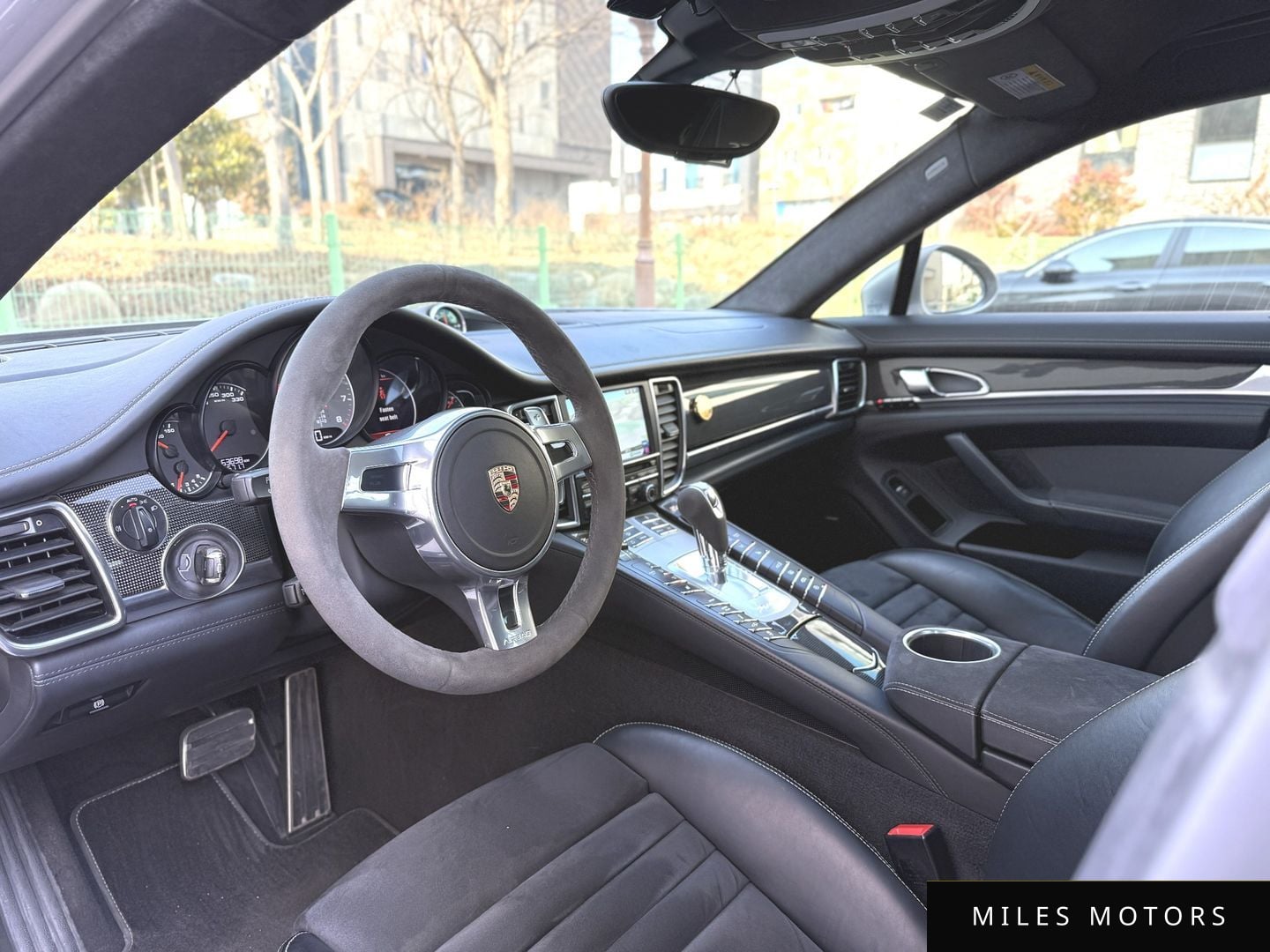 Porsche Panamera 2013 — миниатюра 10