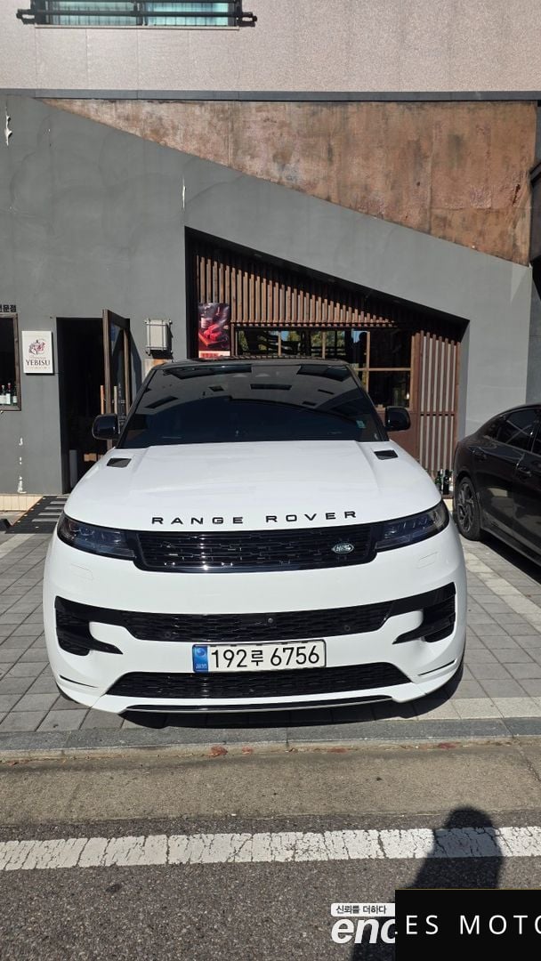 Land Rover Range Rover Sport 2023 — фото 1 из 12