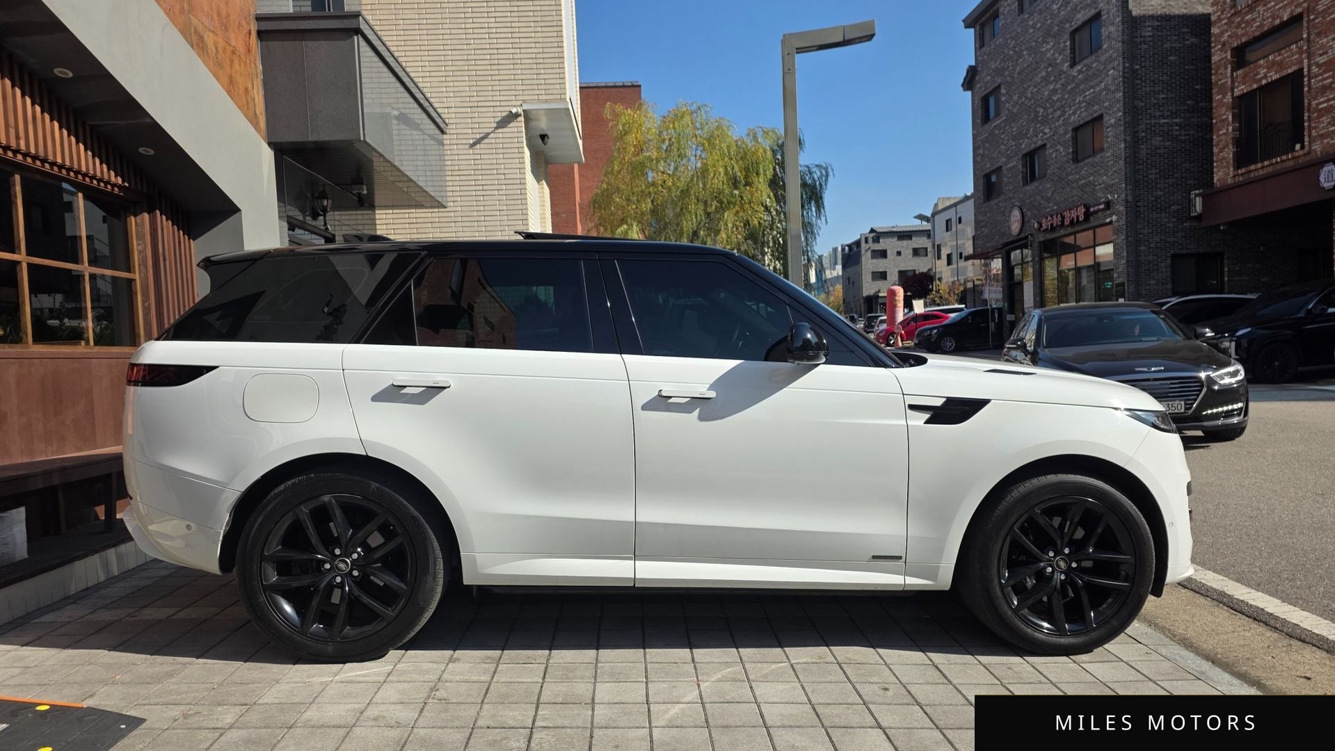 Land Rover Range Rover Sport 2023 — миниатюра 6