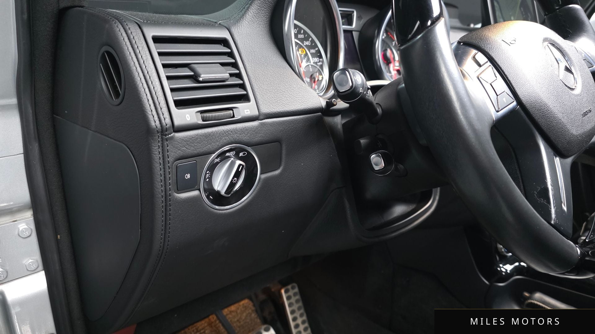Mercedes-Benz G-Class W463 2017 — миниатюра 16