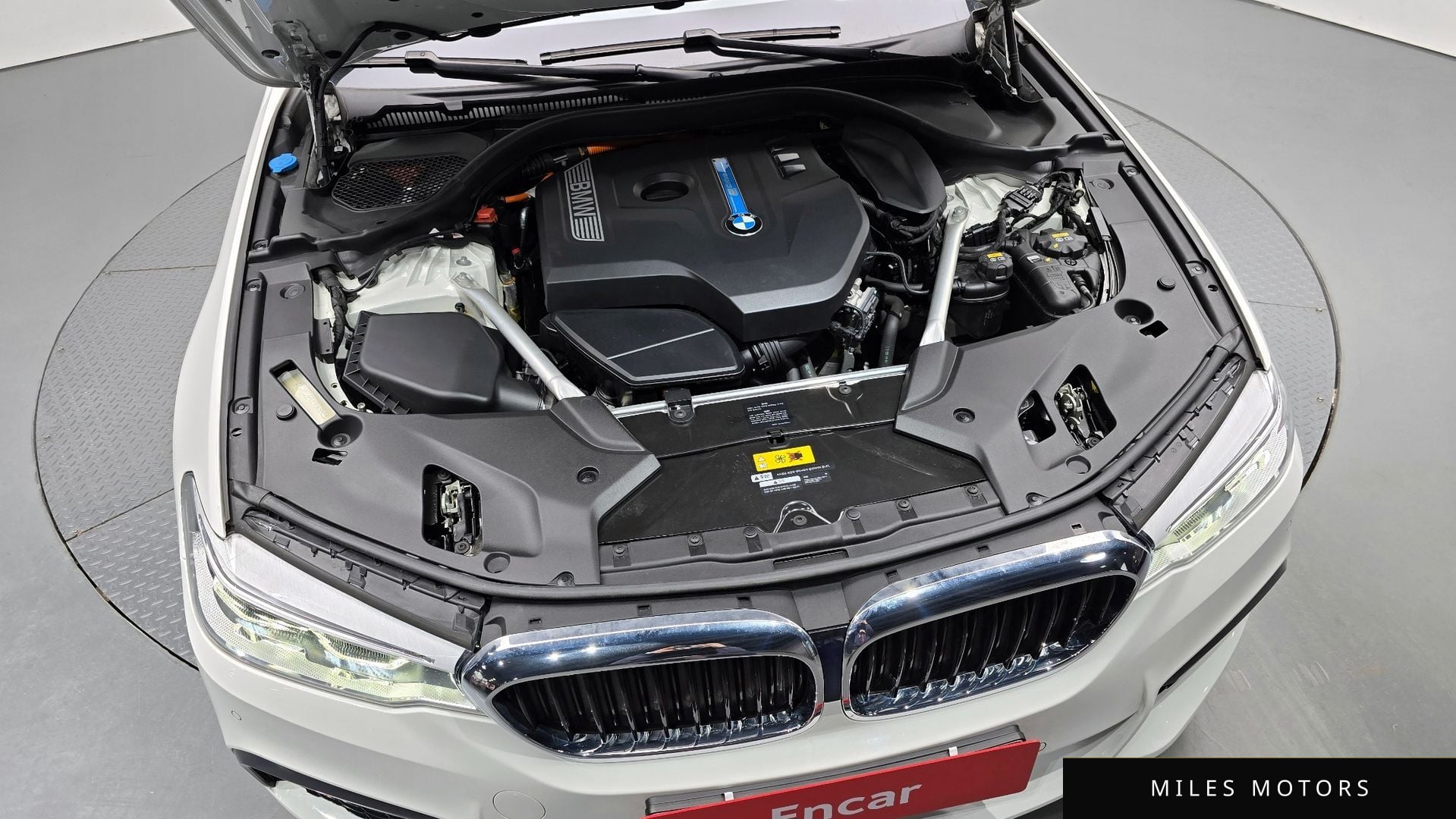 BMW 5 Series (G30) 2020 — миниатюра 6