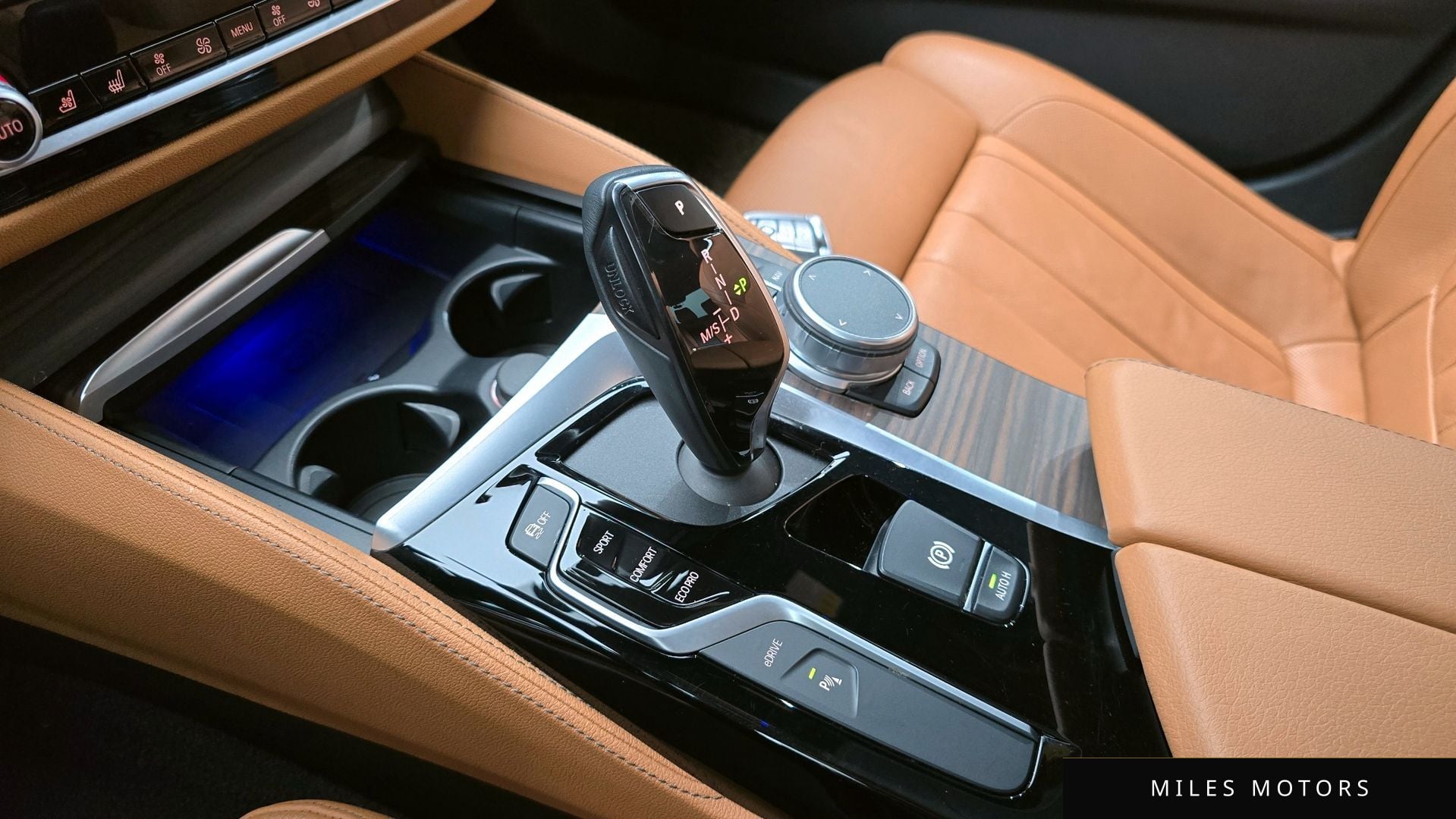 BMW 5 Series (G30) 2020 — миниатюра 9