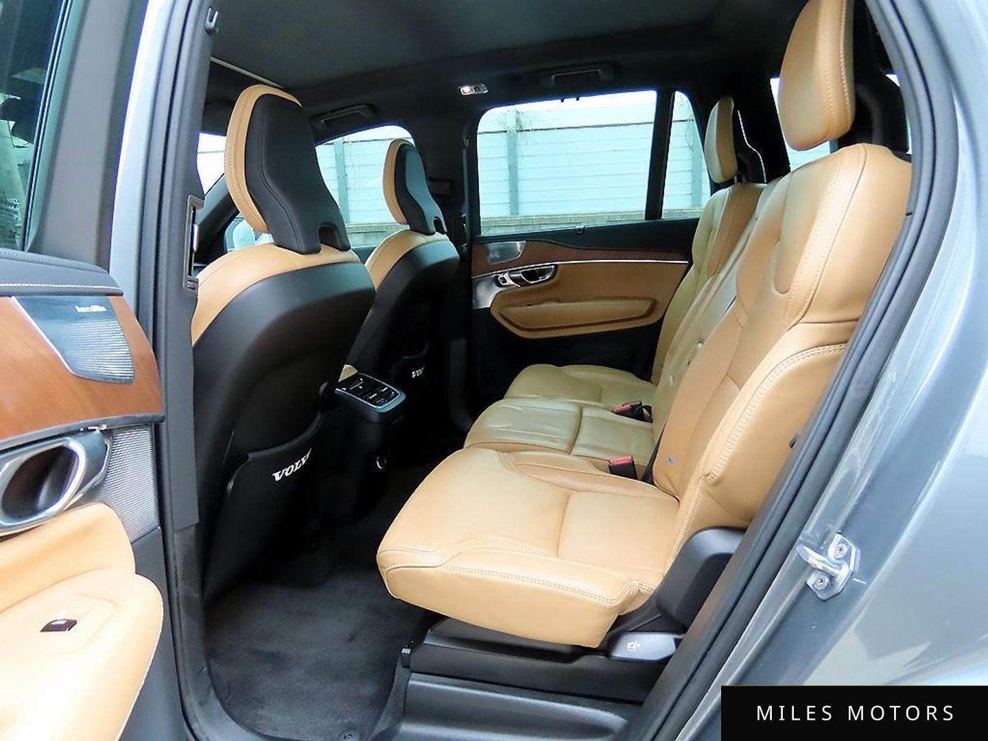 Volvo XC90 2019 — миниатюра 6