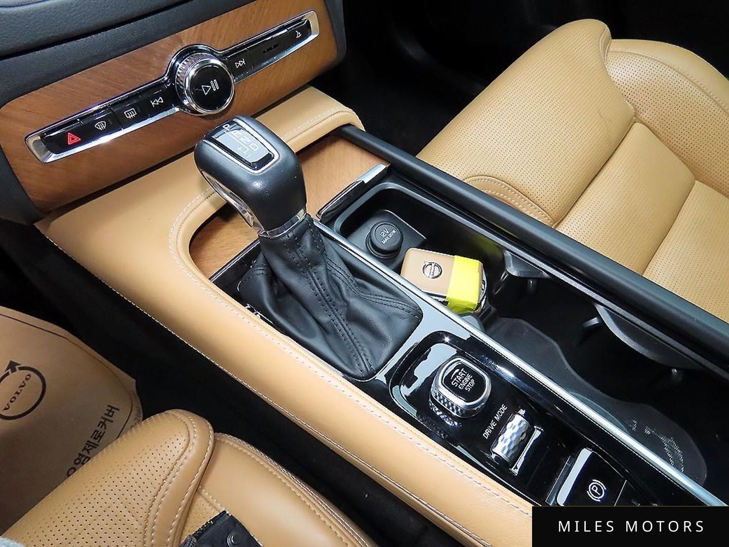 Volvo XC90 2019 — миниатюра 11