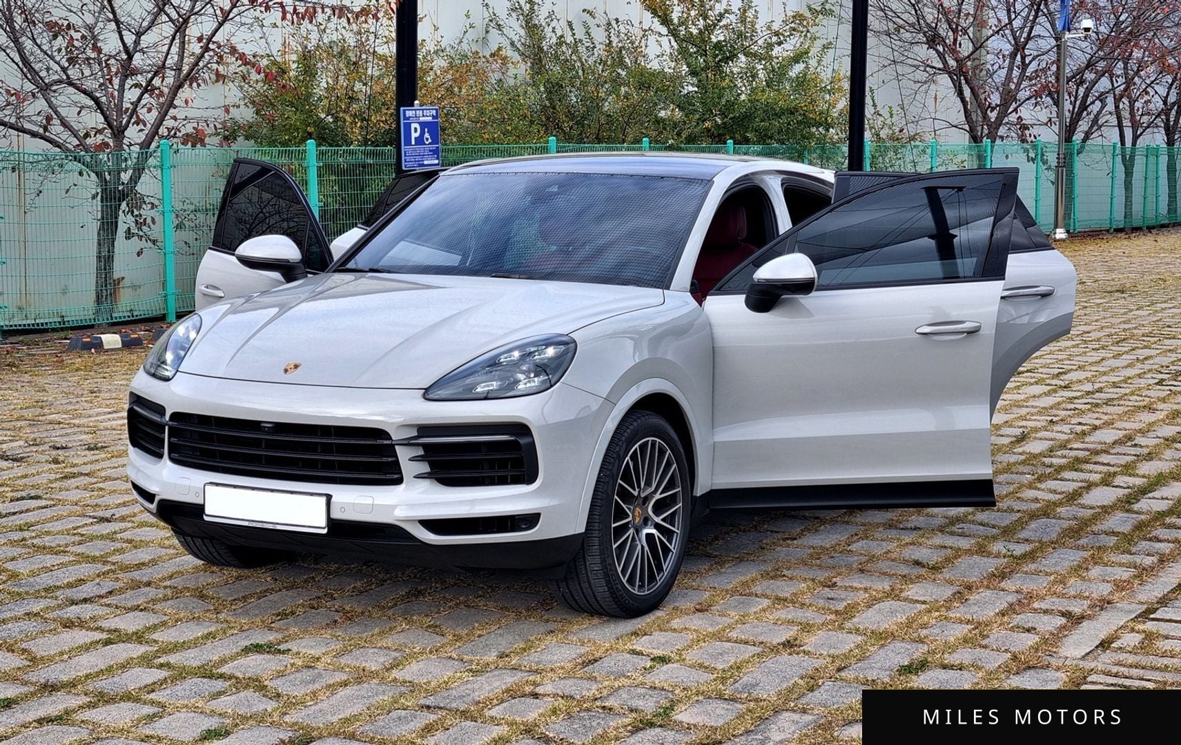 Porsche Cayenne 2020 — миниатюра 2