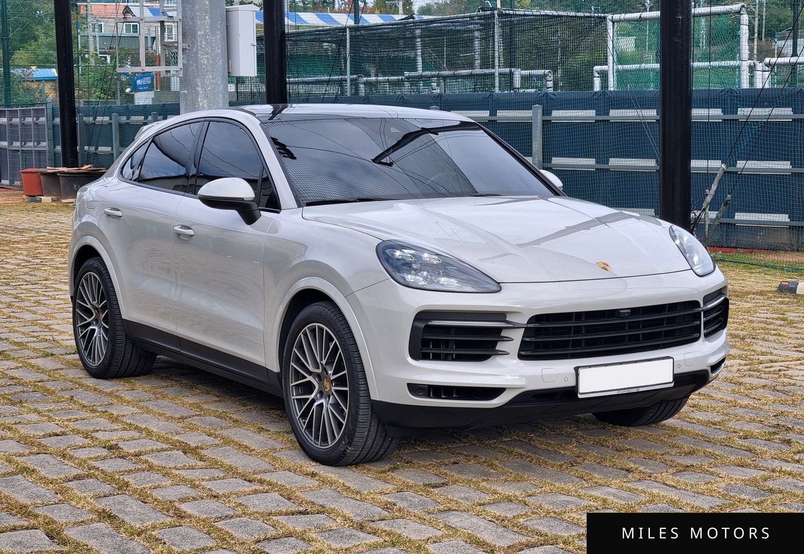 Porsche Cayenne 2020 — миниатюра 5