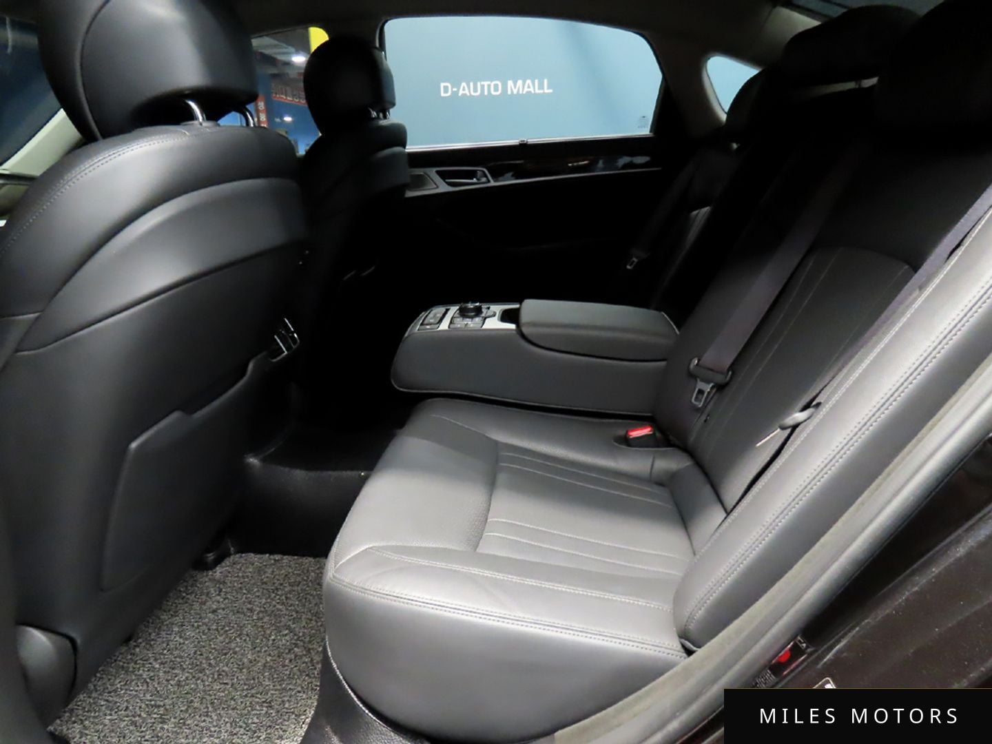Genesis G80 2018 — миниатюра 7