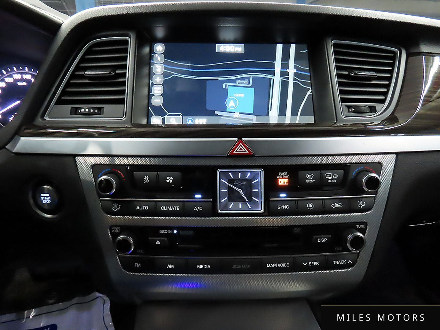Genesis G80 2018 — миниатюра 12