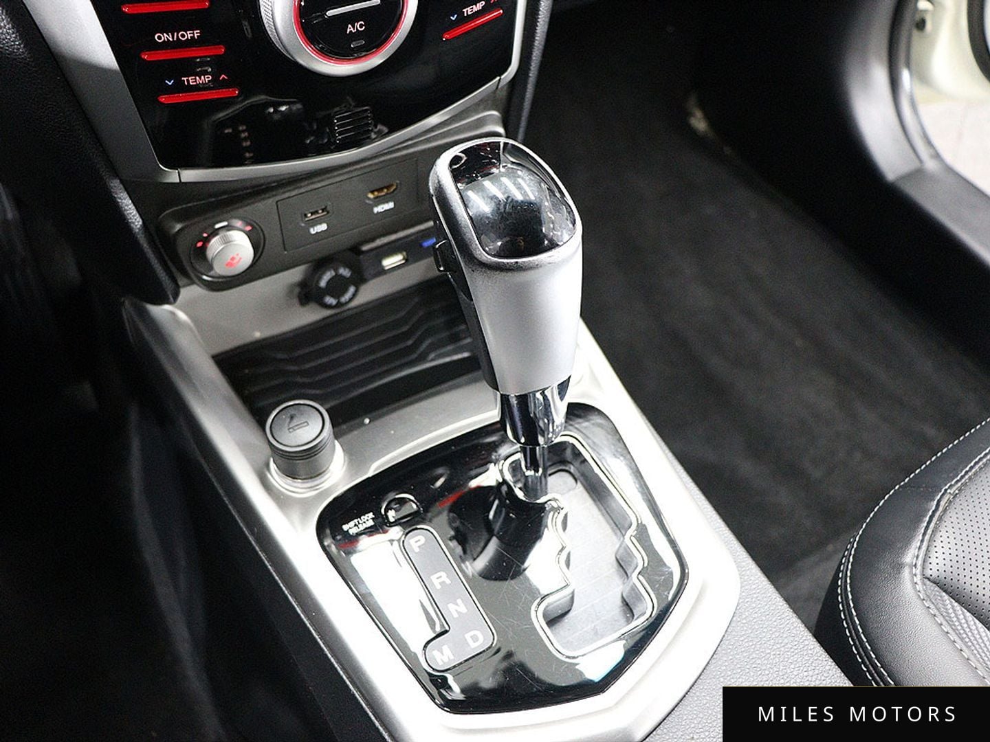 KG Mobility Tivoli 2016 — миниатюра 8