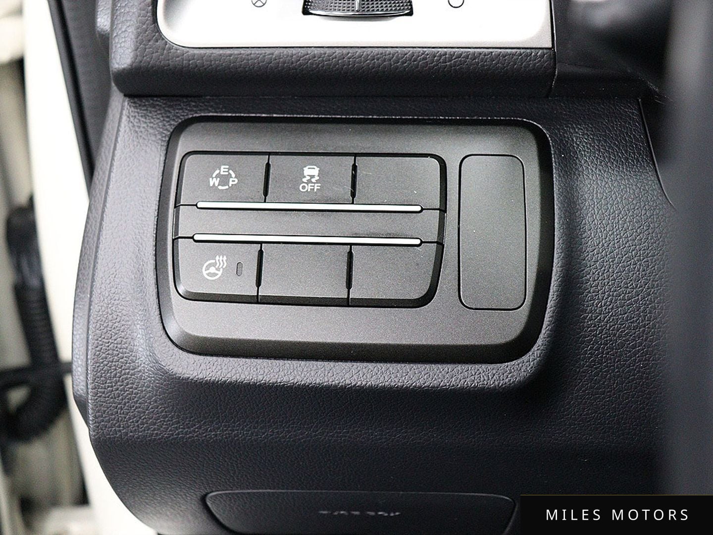 KG Mobility Tivoli 2016 — миниатюра 10
