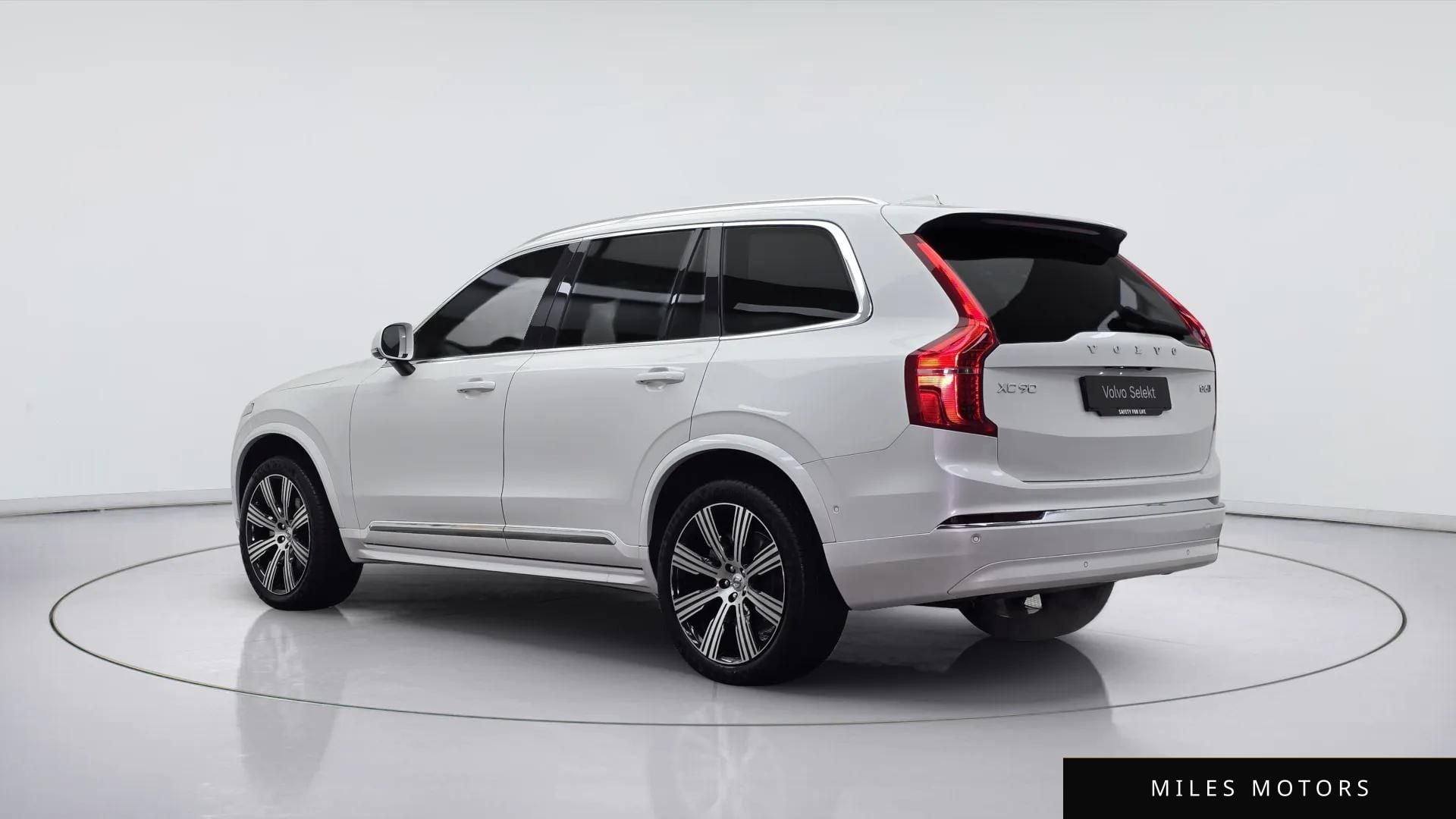 Volvo XC90 2025 — миниатюра 2