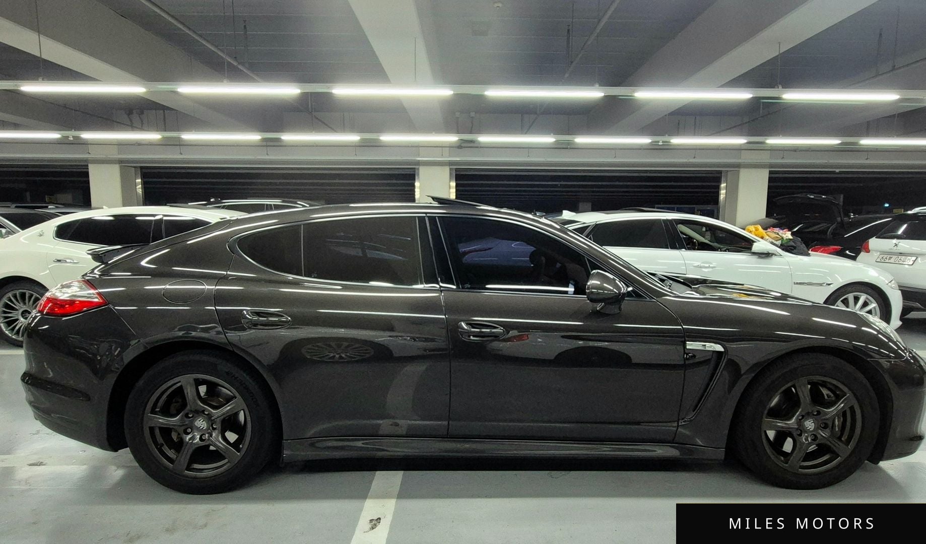 Porsche Panamera 2011 — миниатюра 4
