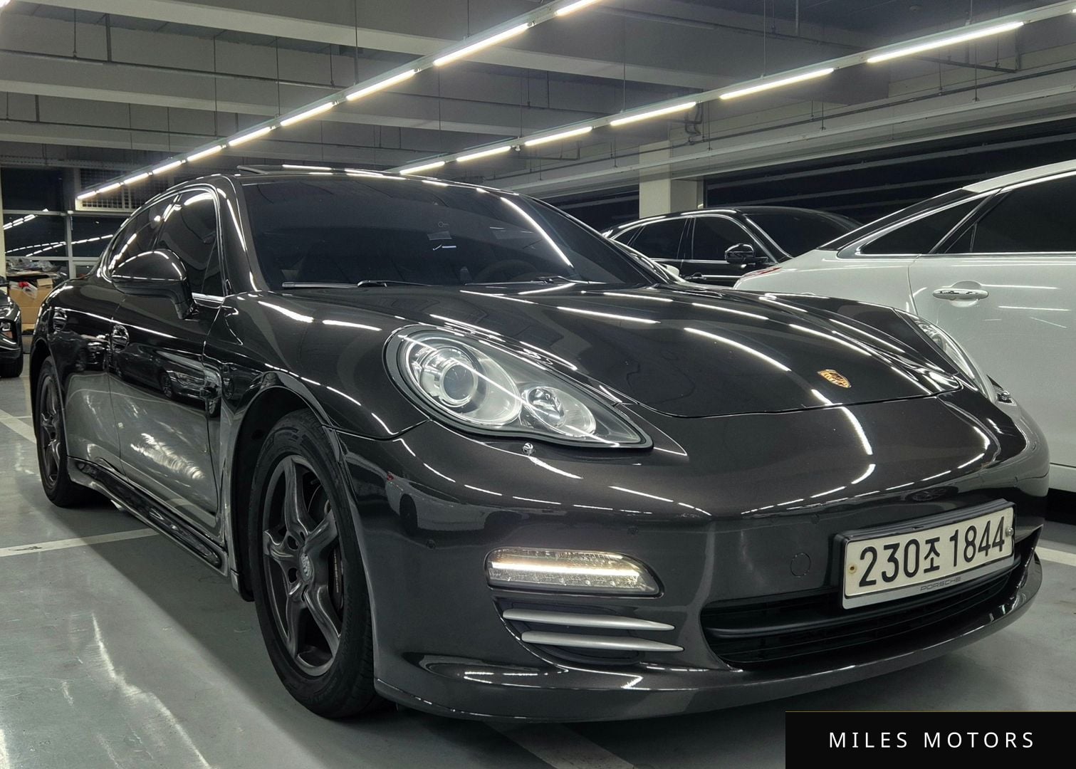 Porsche Panamera 2011 — миниатюра 5