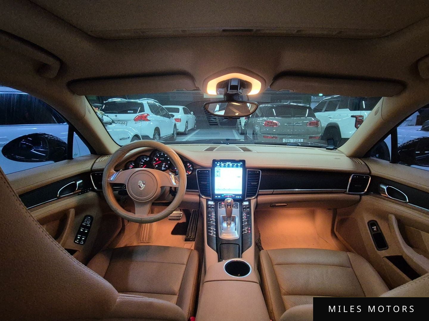 Porsche Panamera 2011 — миниатюра 7