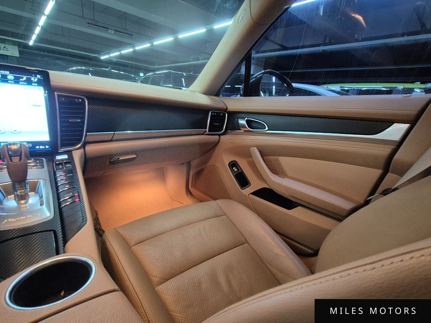 Porsche Panamera 2011 — миниатюра 10