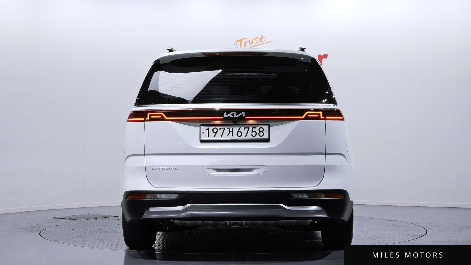 Kia Carnival 2023 — миниатюра 4
