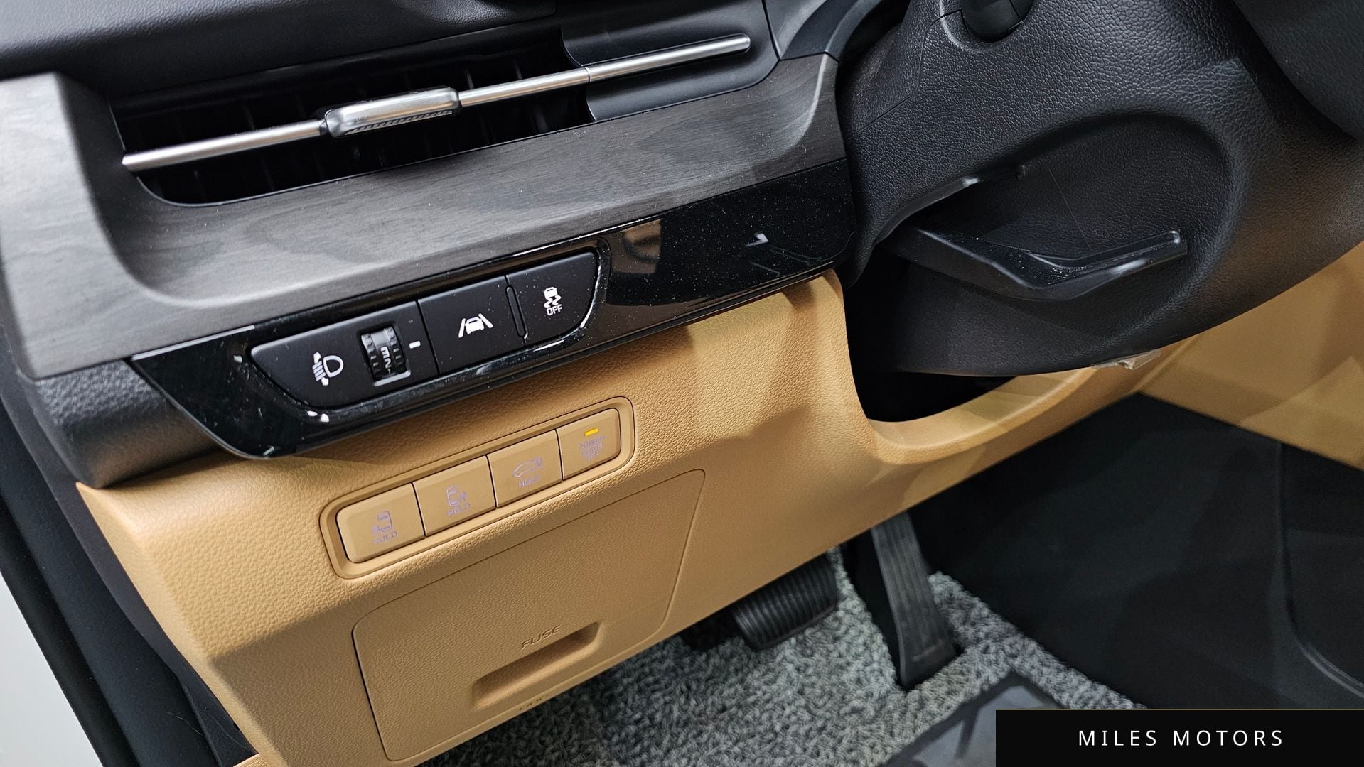 Kia Carnival 2023 — миниатюра 12