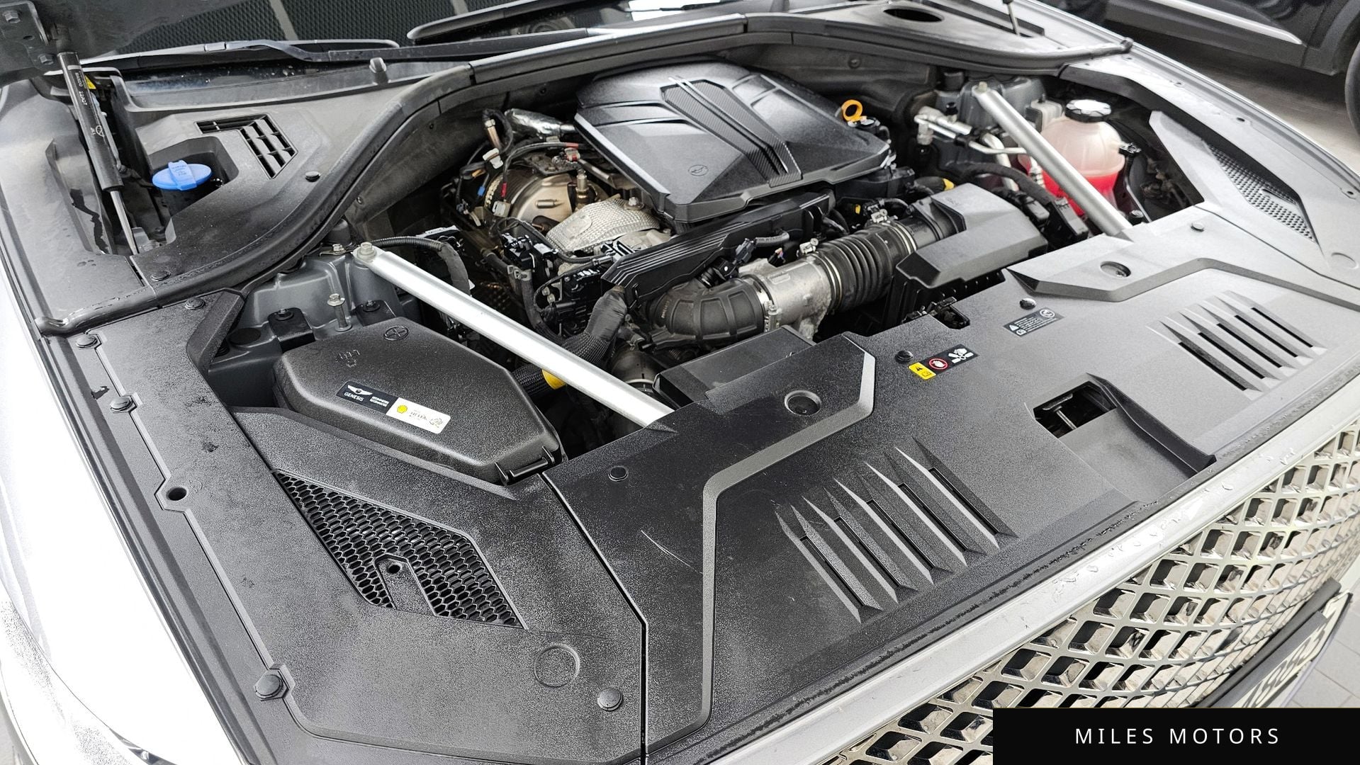 Genesis GV70 2022 — миниатюра 6