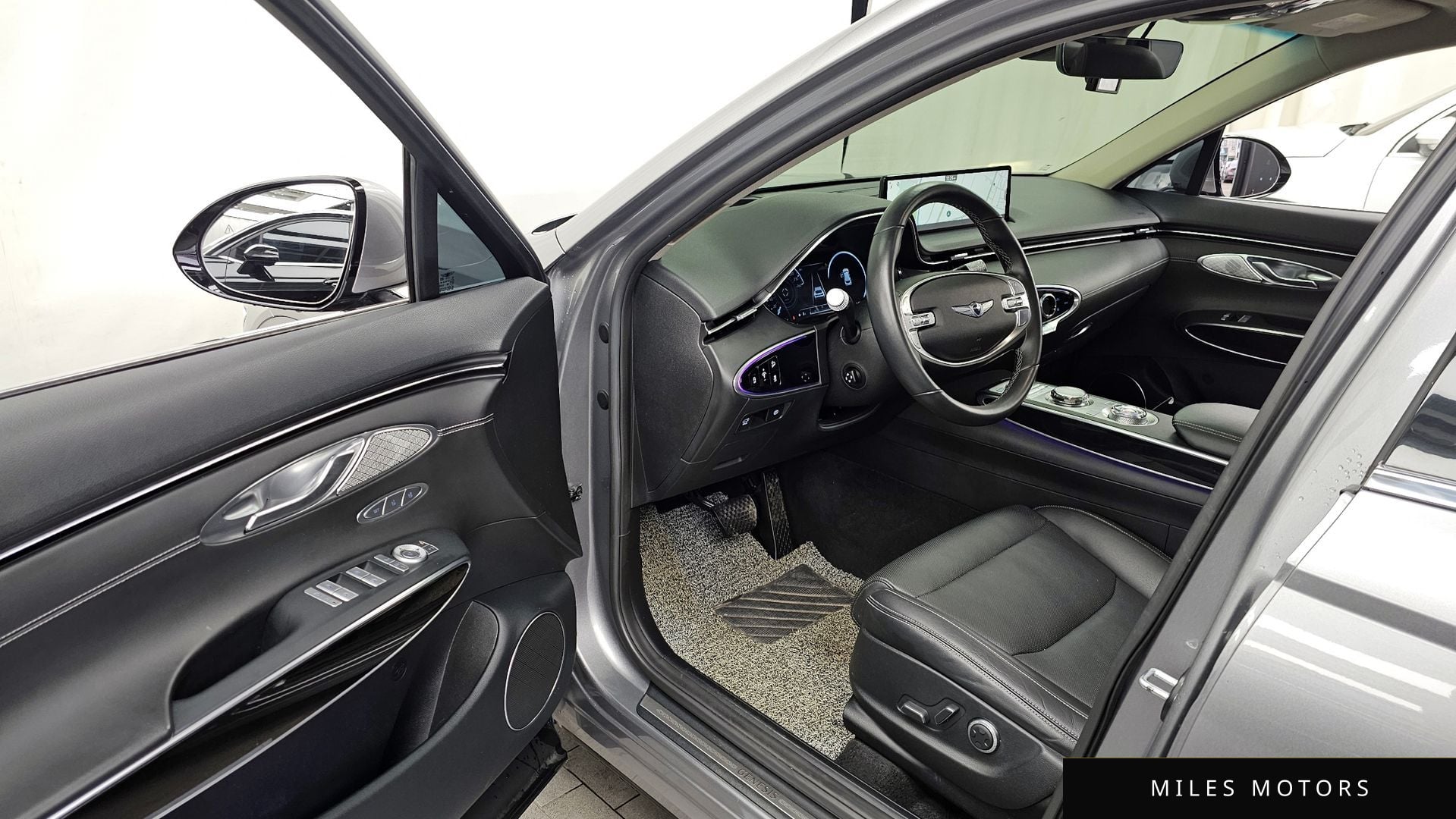 Genesis GV70 2022 — миниатюра 10