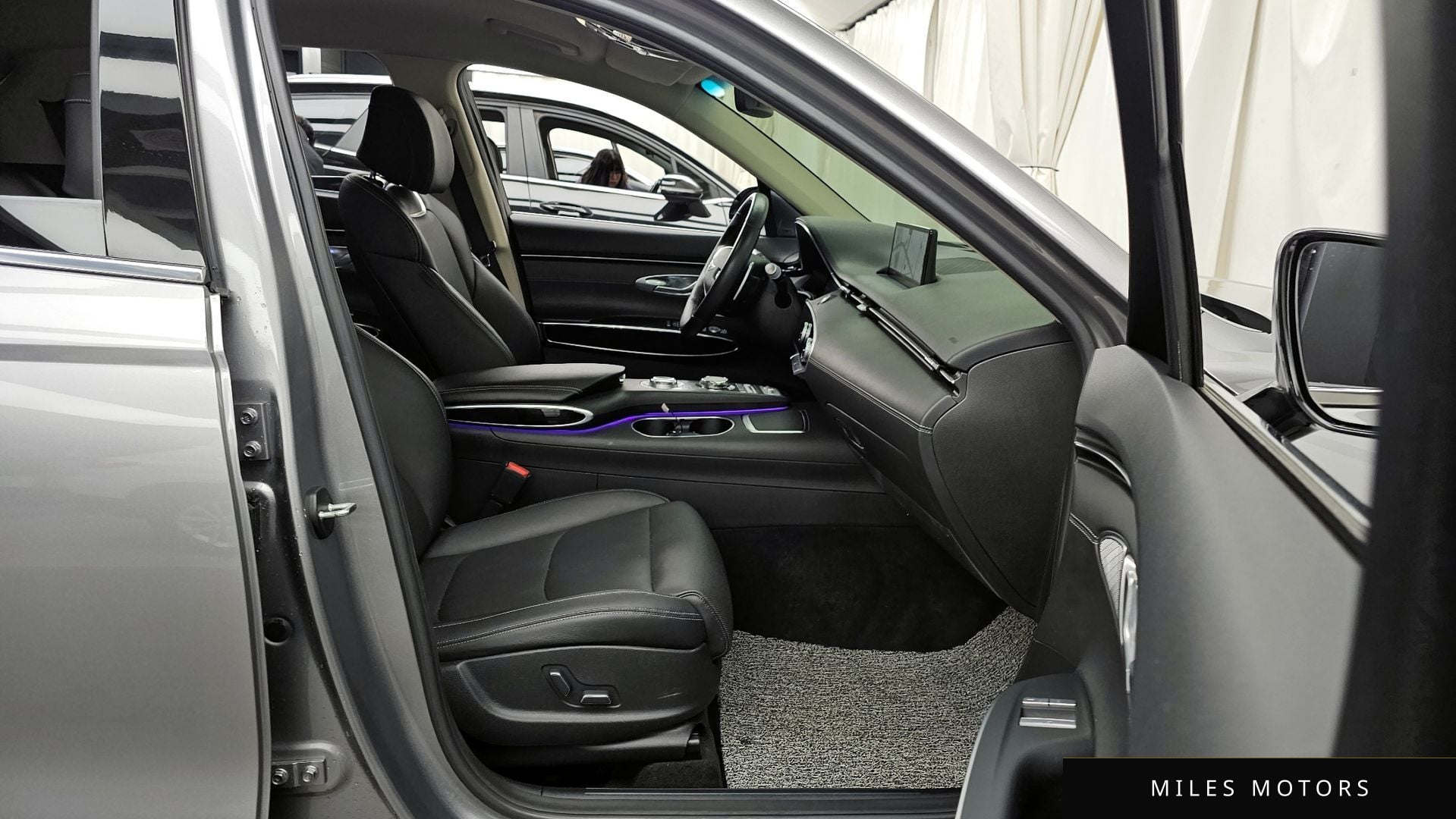 Genesis GV70 2022 — миниатюра 11