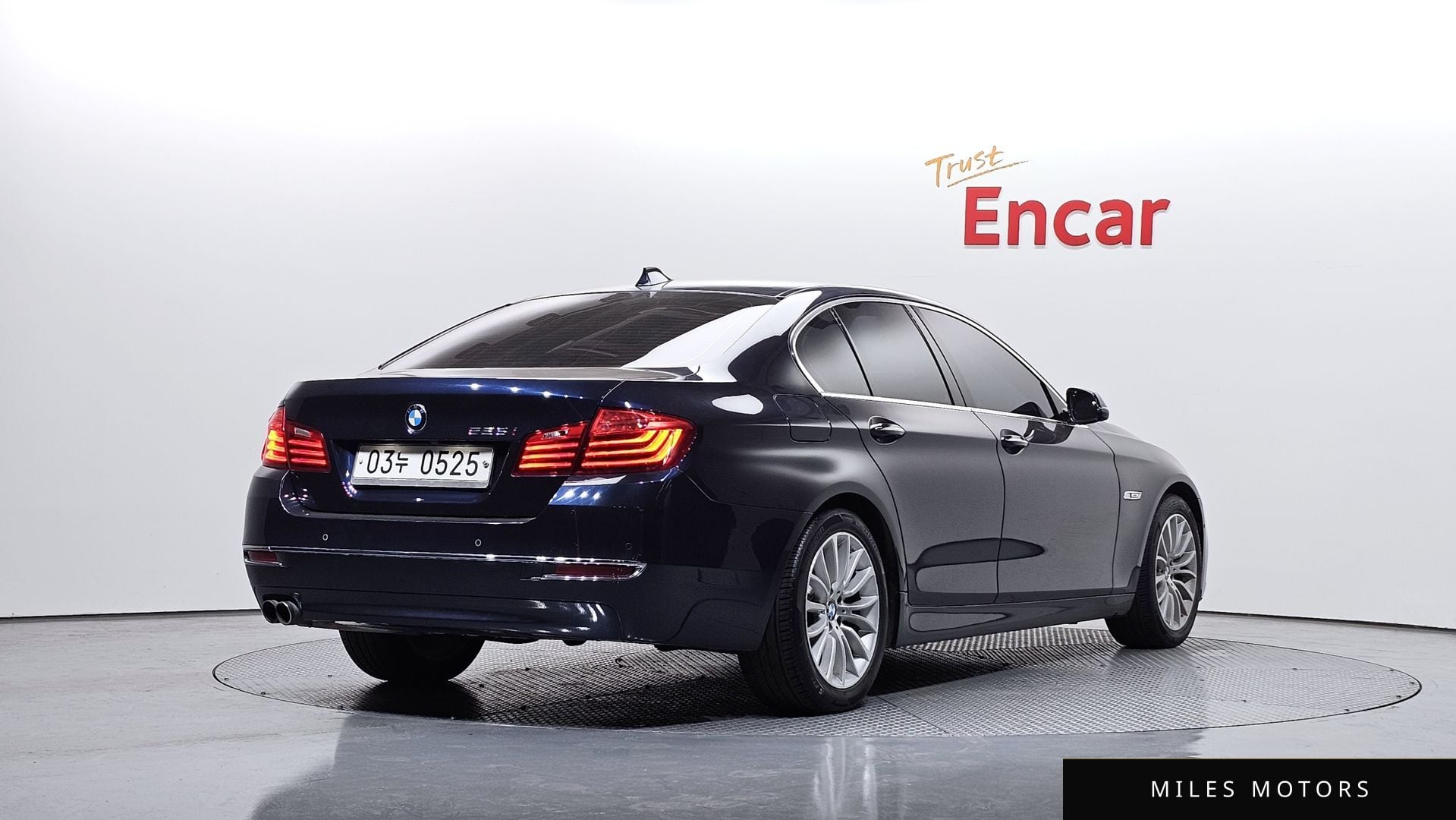 BMW 5 Series (F10) 2016 — миниатюра 2