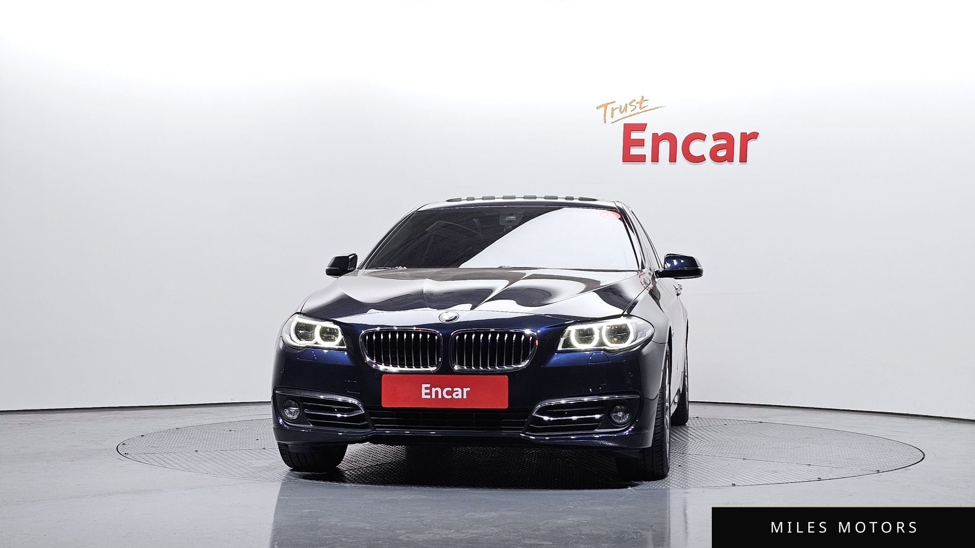 BMW 5 Series (F10) 2016 — миниатюра 3