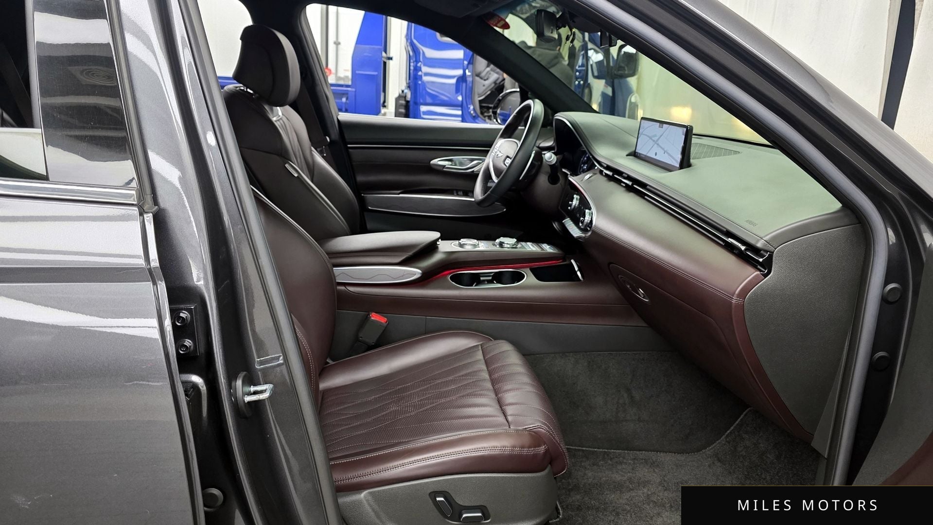 Genesis GV70 2021 — миниатюра 11