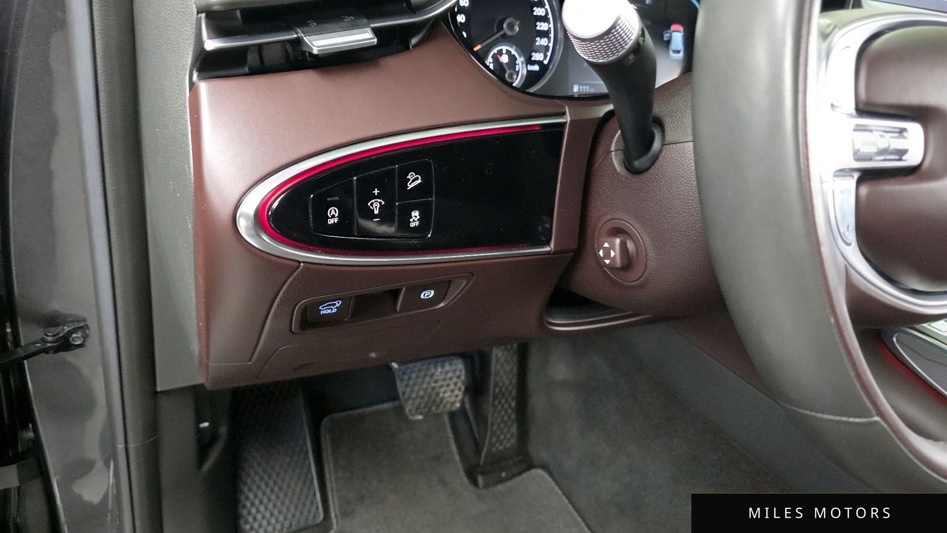 Genesis GV70 2021 — миниатюра 18