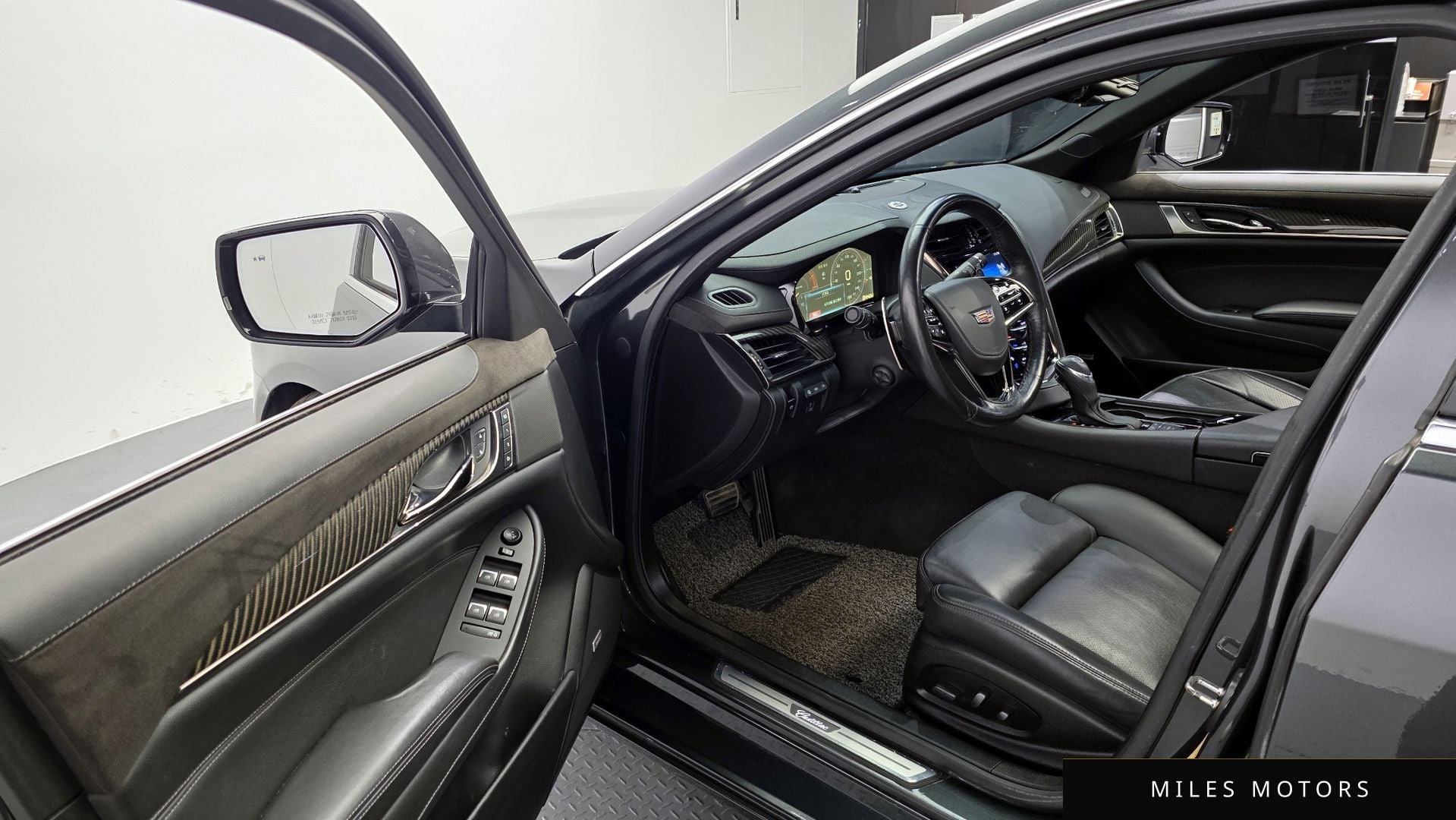 Cadillac CTS 2015 — миниатюра 10