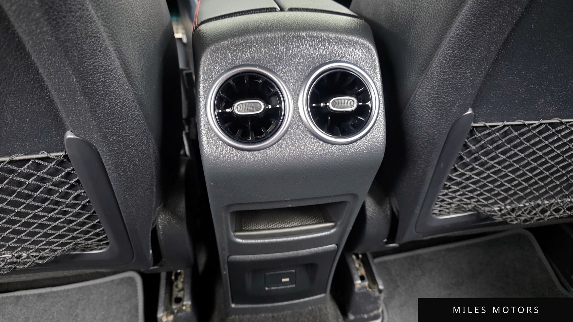 Mercedes-Benz GLB-Class X247 2021 — миниатюра 19