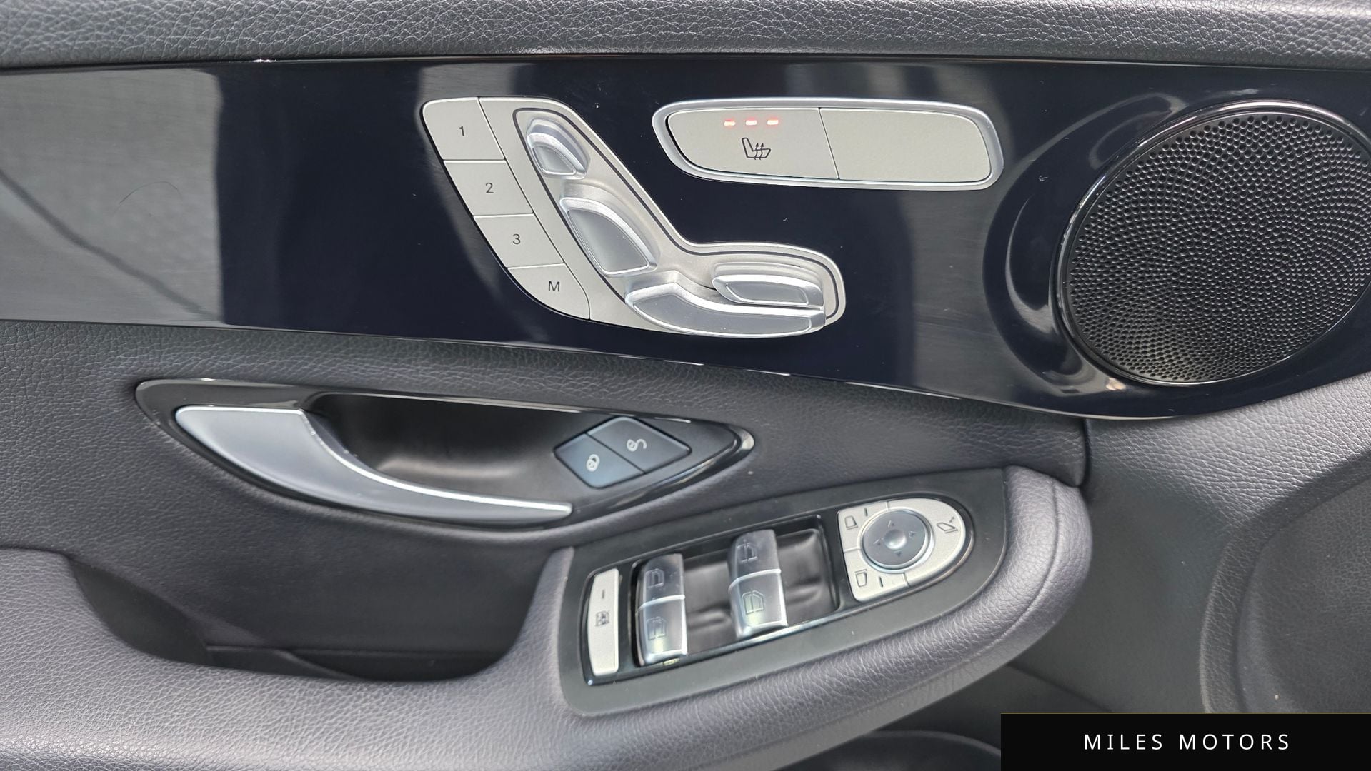 Mercedes-Benz C-클래스 W205 2019 — миниатюра 12