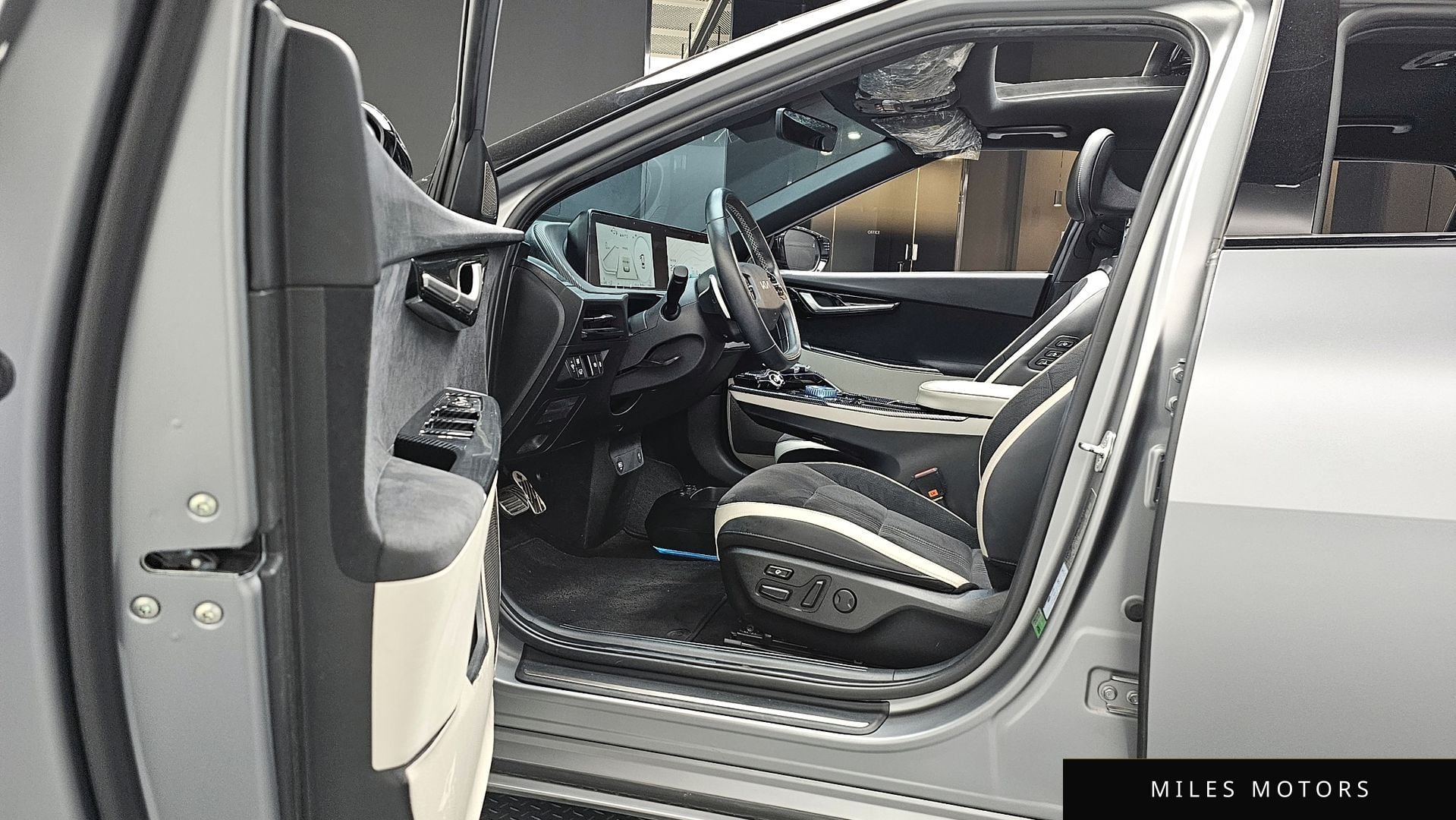 Kia EV6 2022 — миниатюра 10