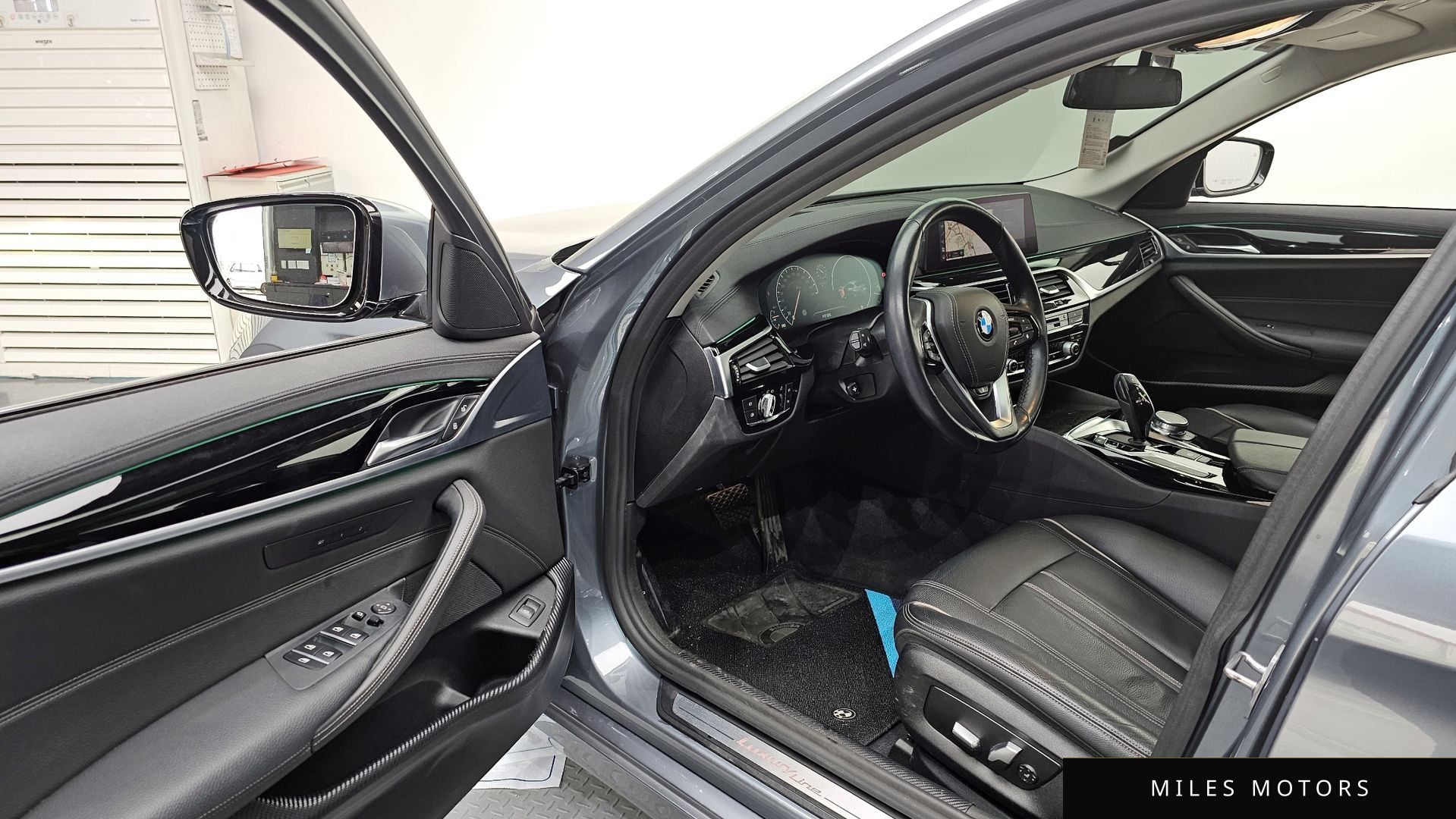BMW 5 Series (G30) 2019 — миниатюра 9